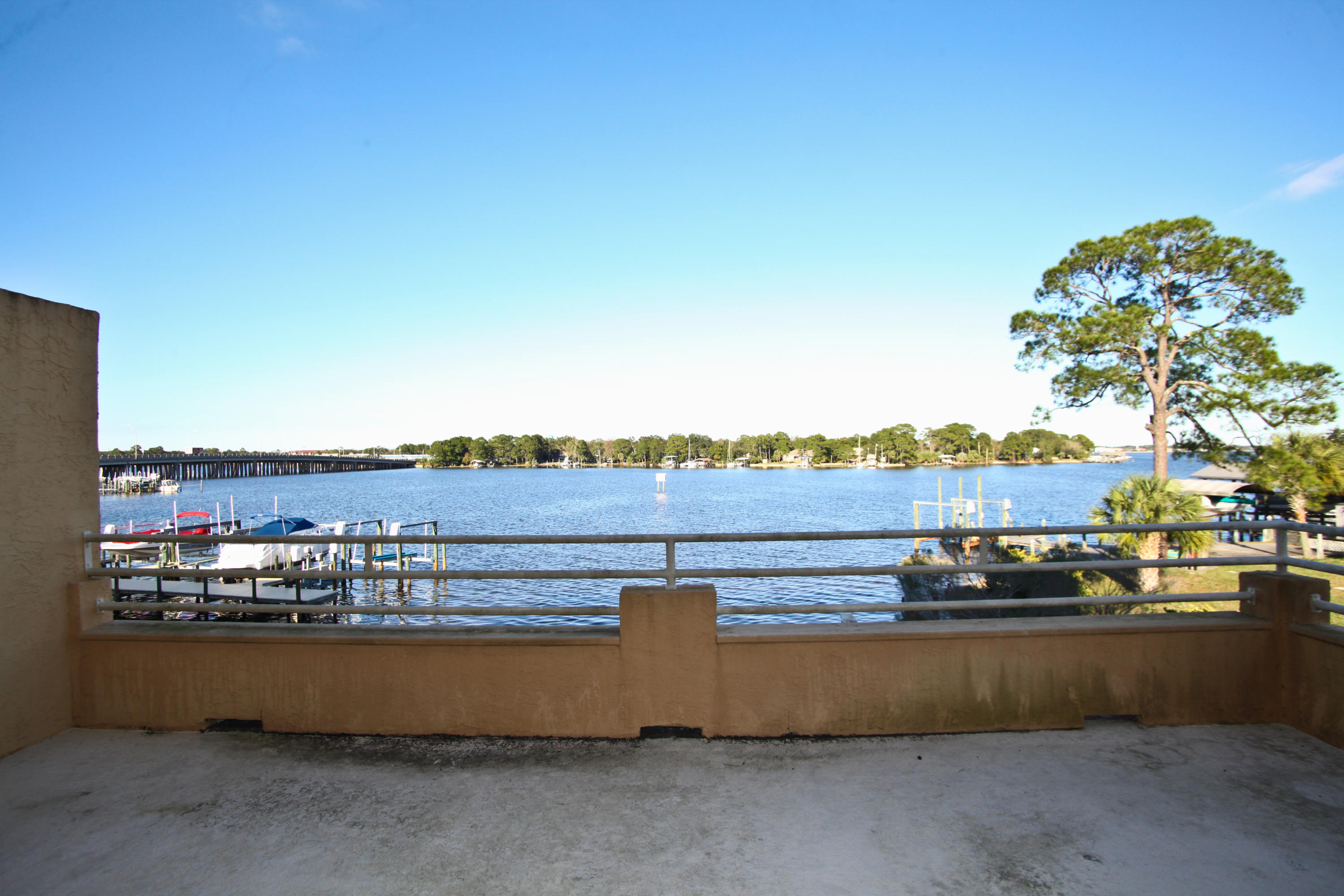 MOORINGS PH 2 - Residential