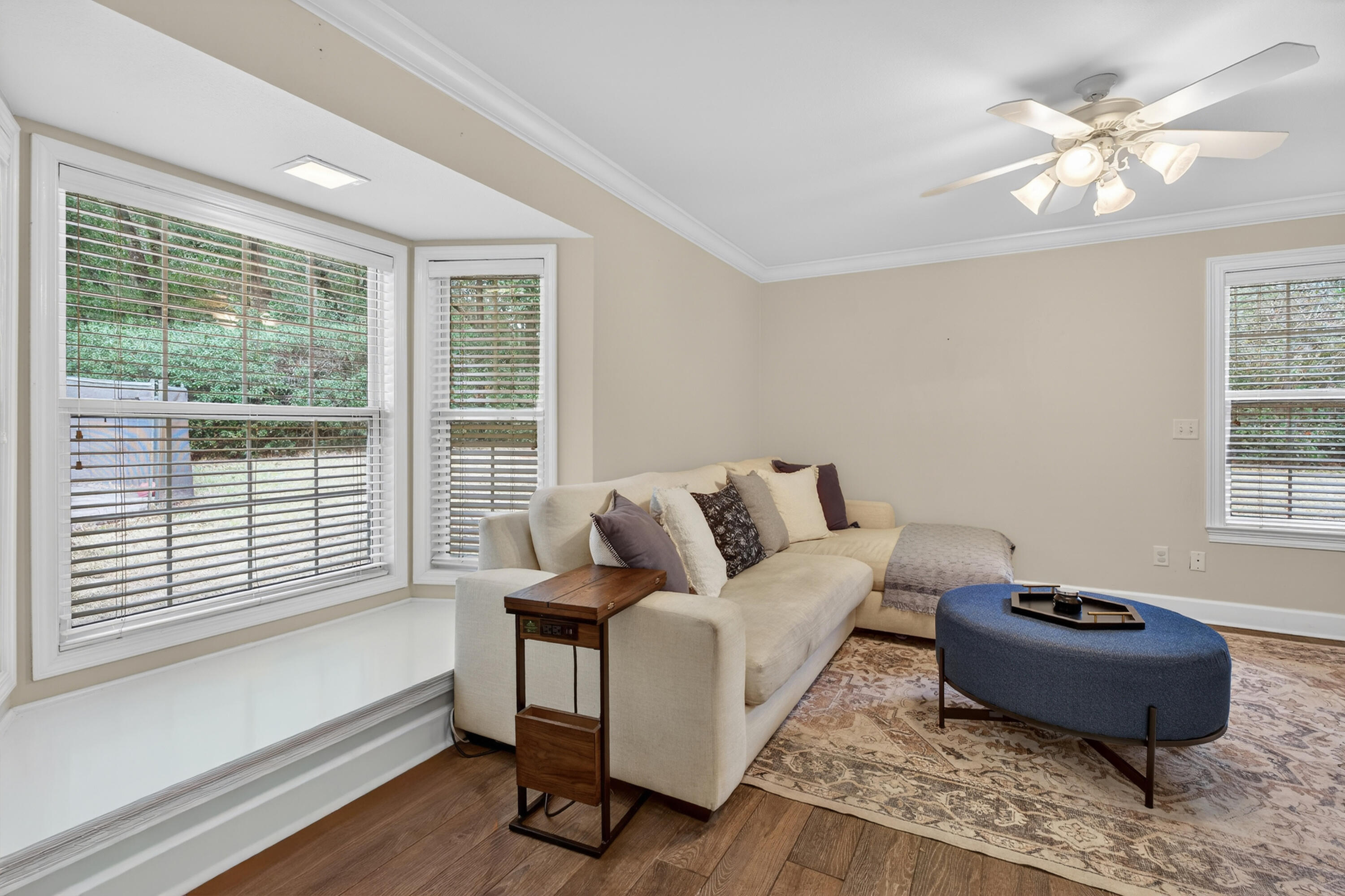 LE CHATEAU - Residential