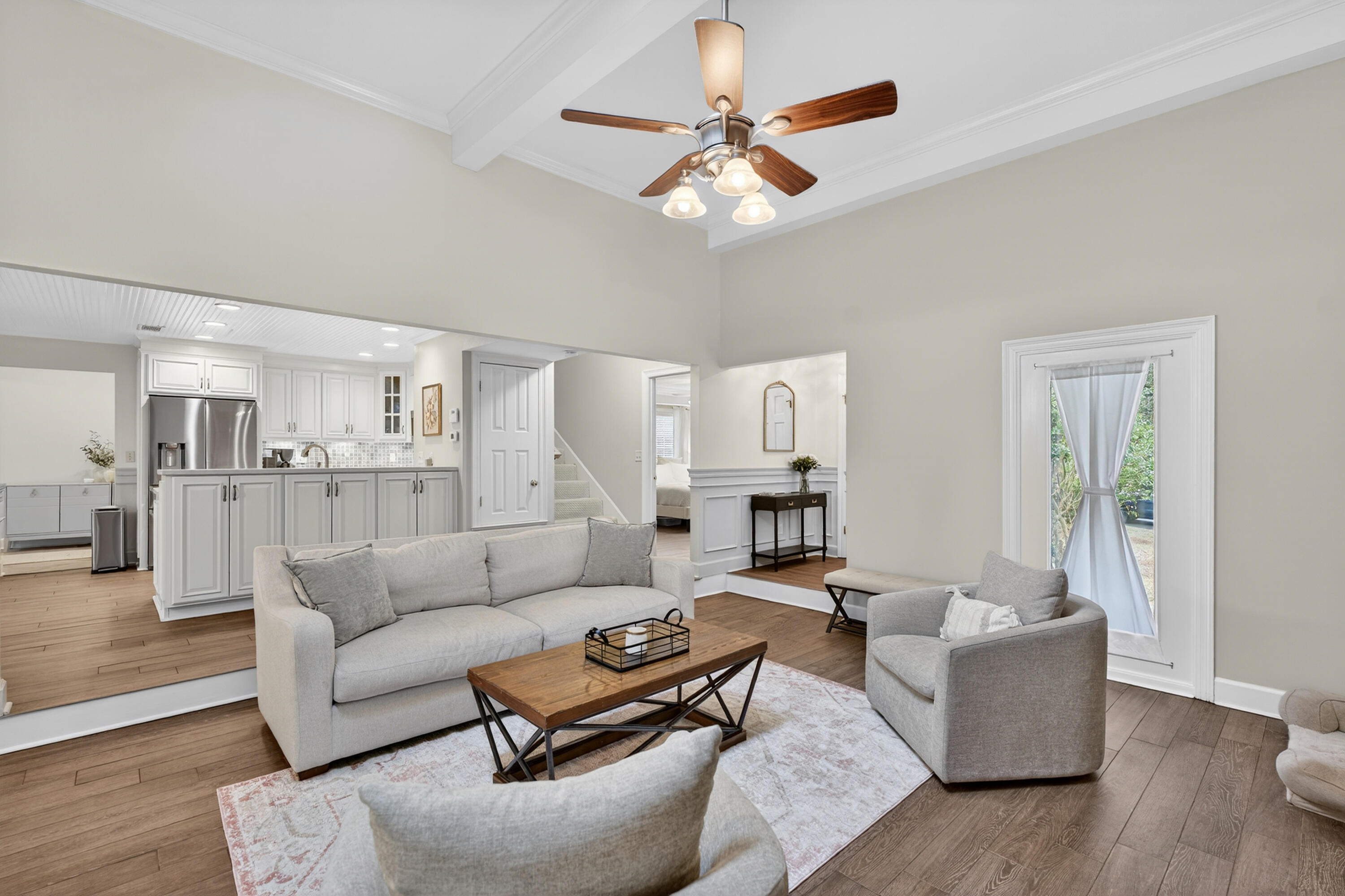 LE CHATEAU - Residential