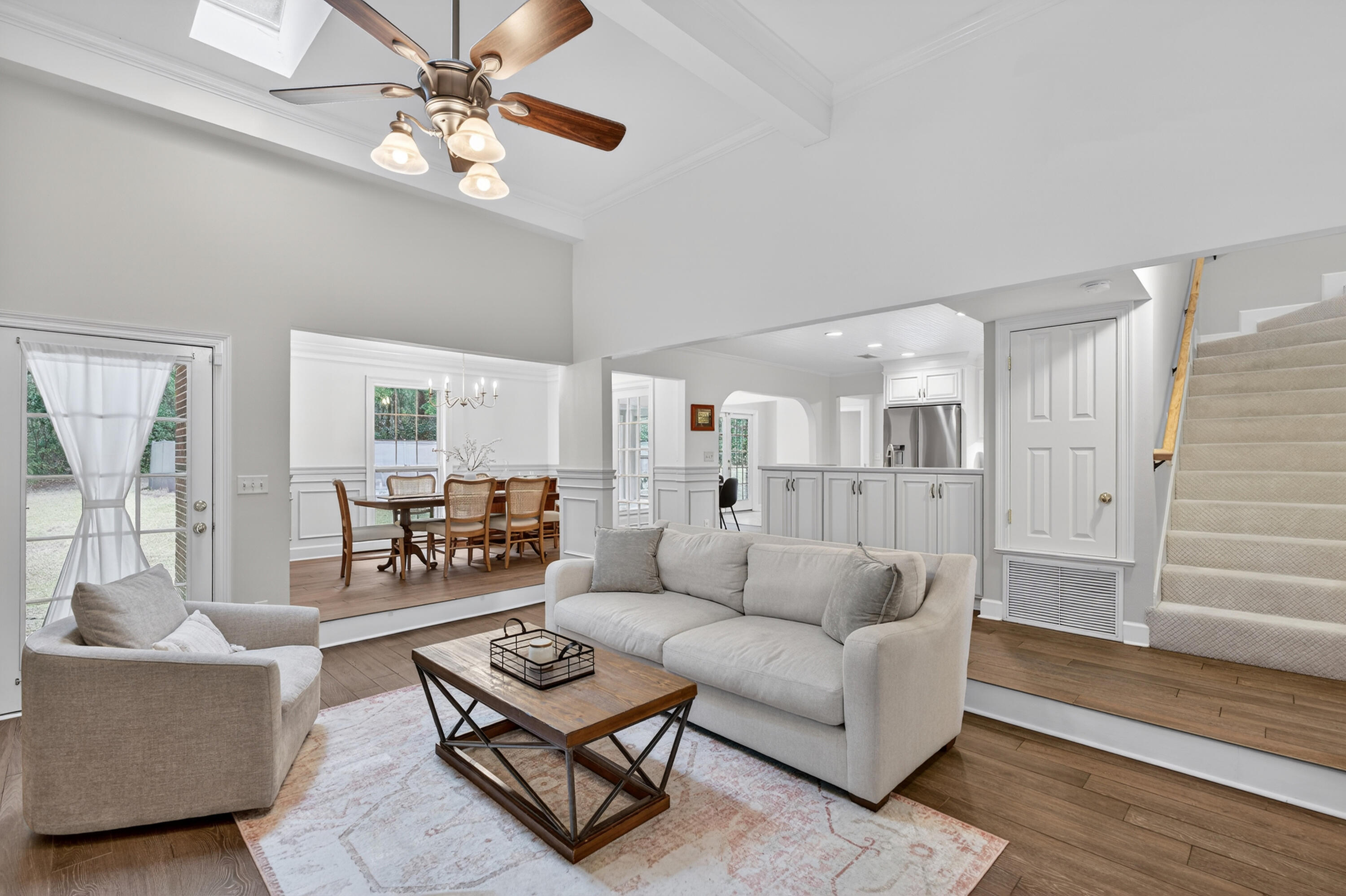 LE CHATEAU - Residential