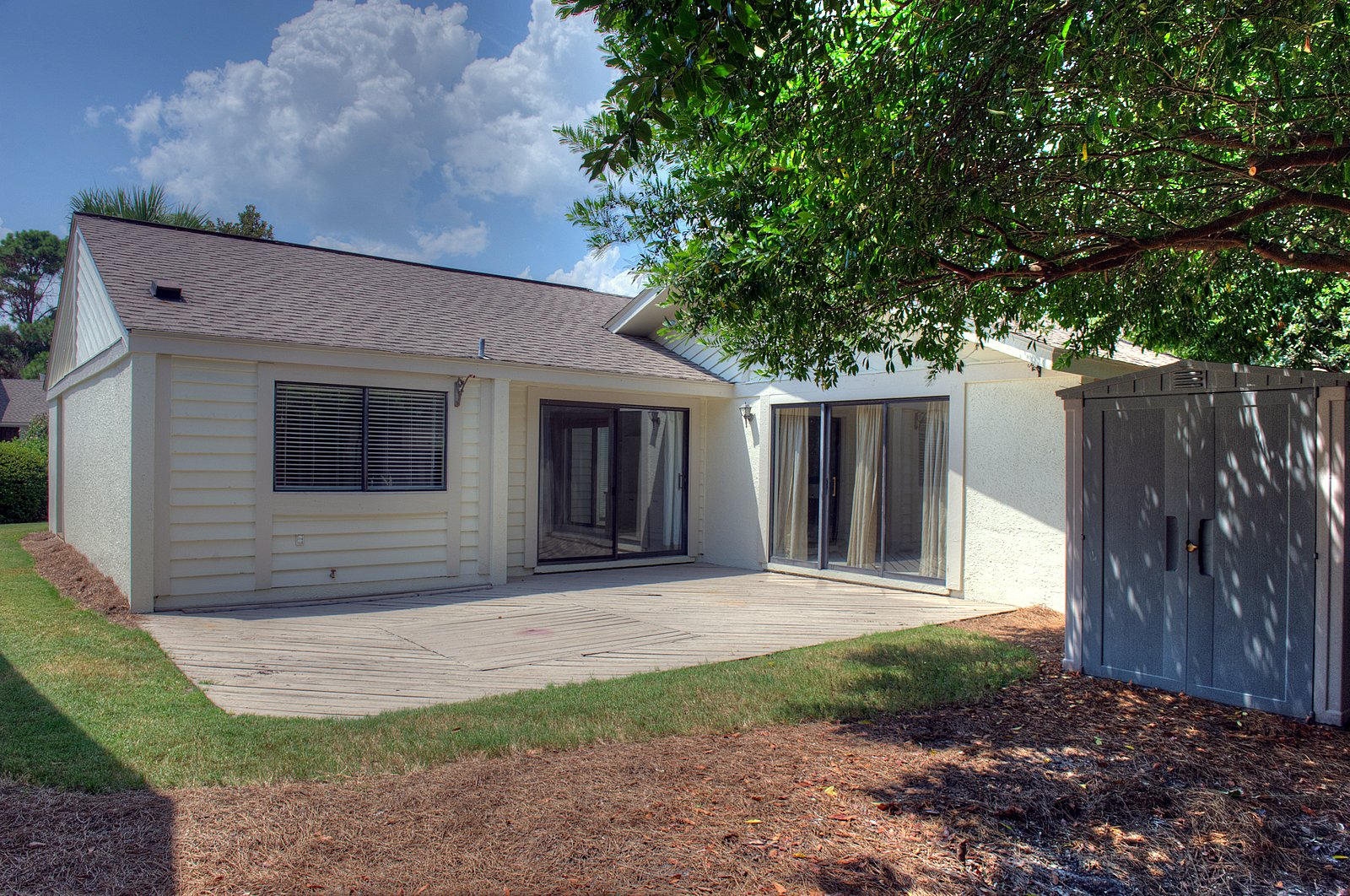 L'ATRIUM - Residential Lease