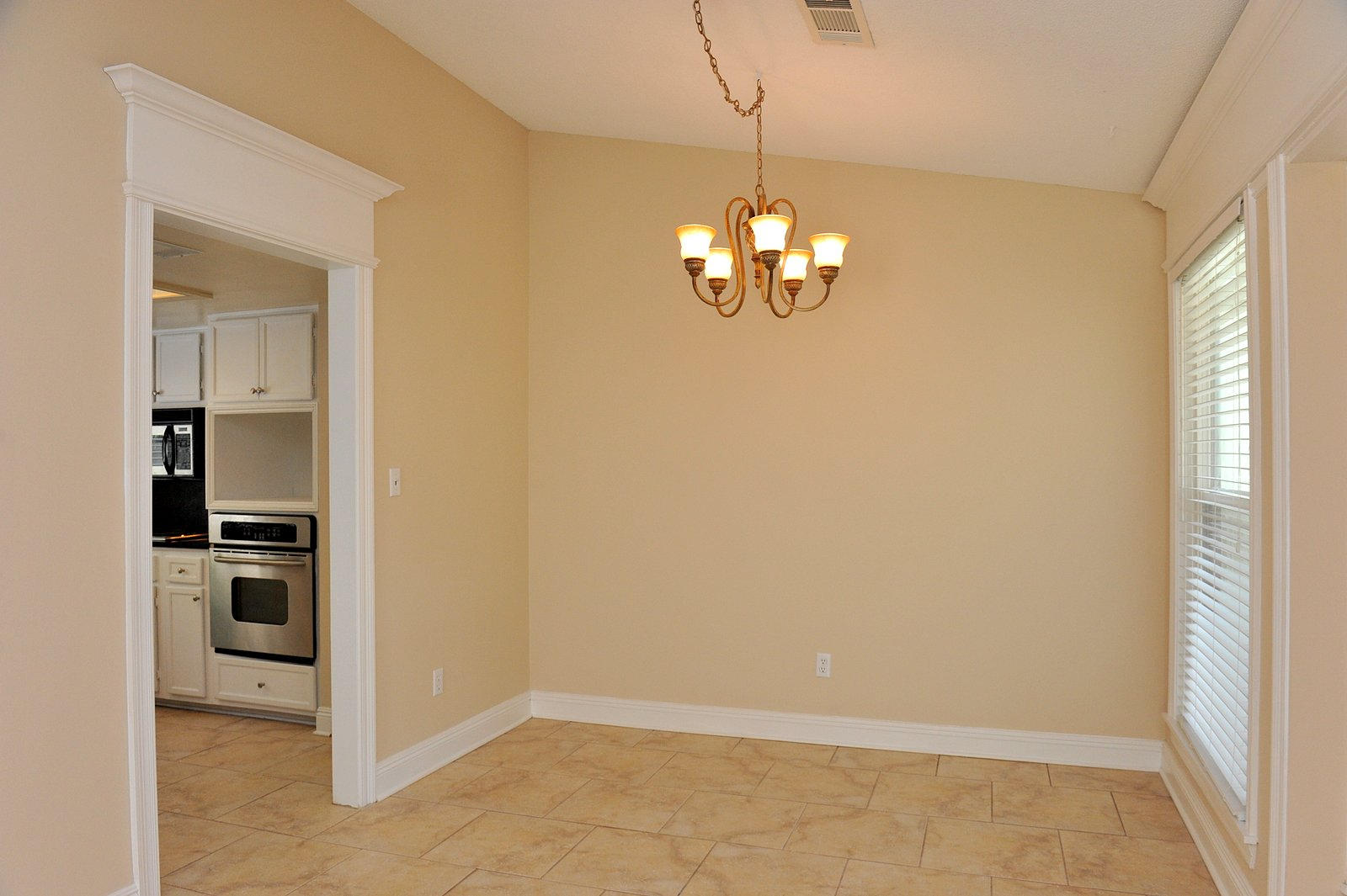 L'ATRIUM - Residential Lease