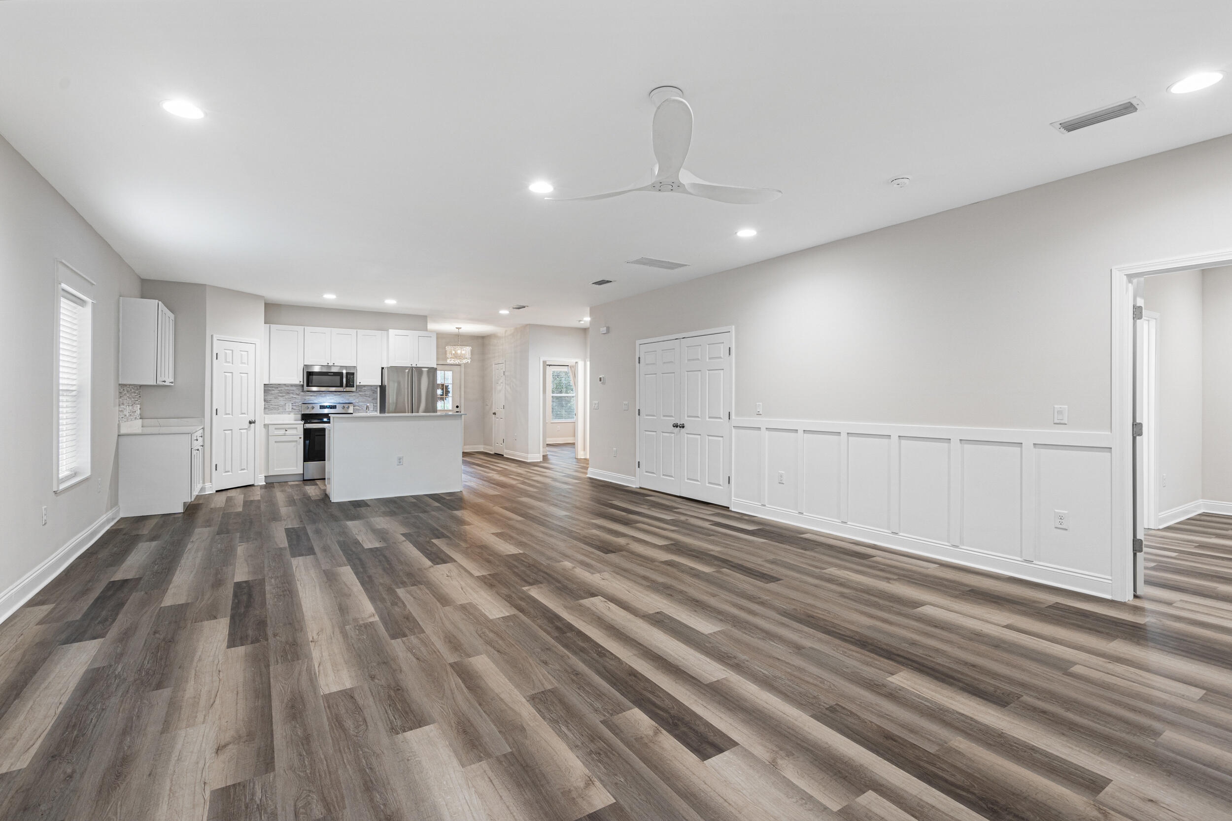 TOWN OF SANTA ROSA - Residential