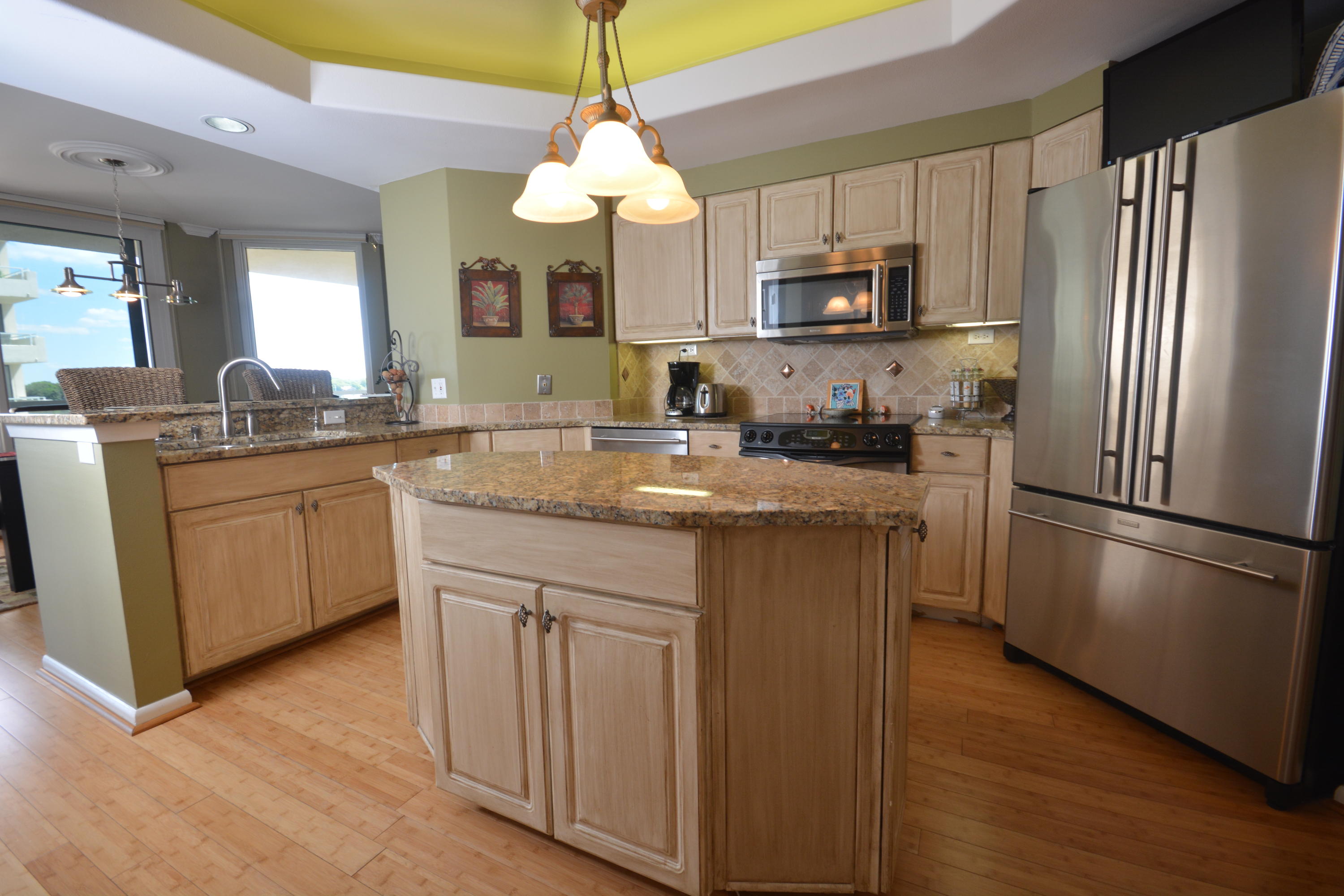 EAST PASS TOWERS CONDO PH 2 - Residential