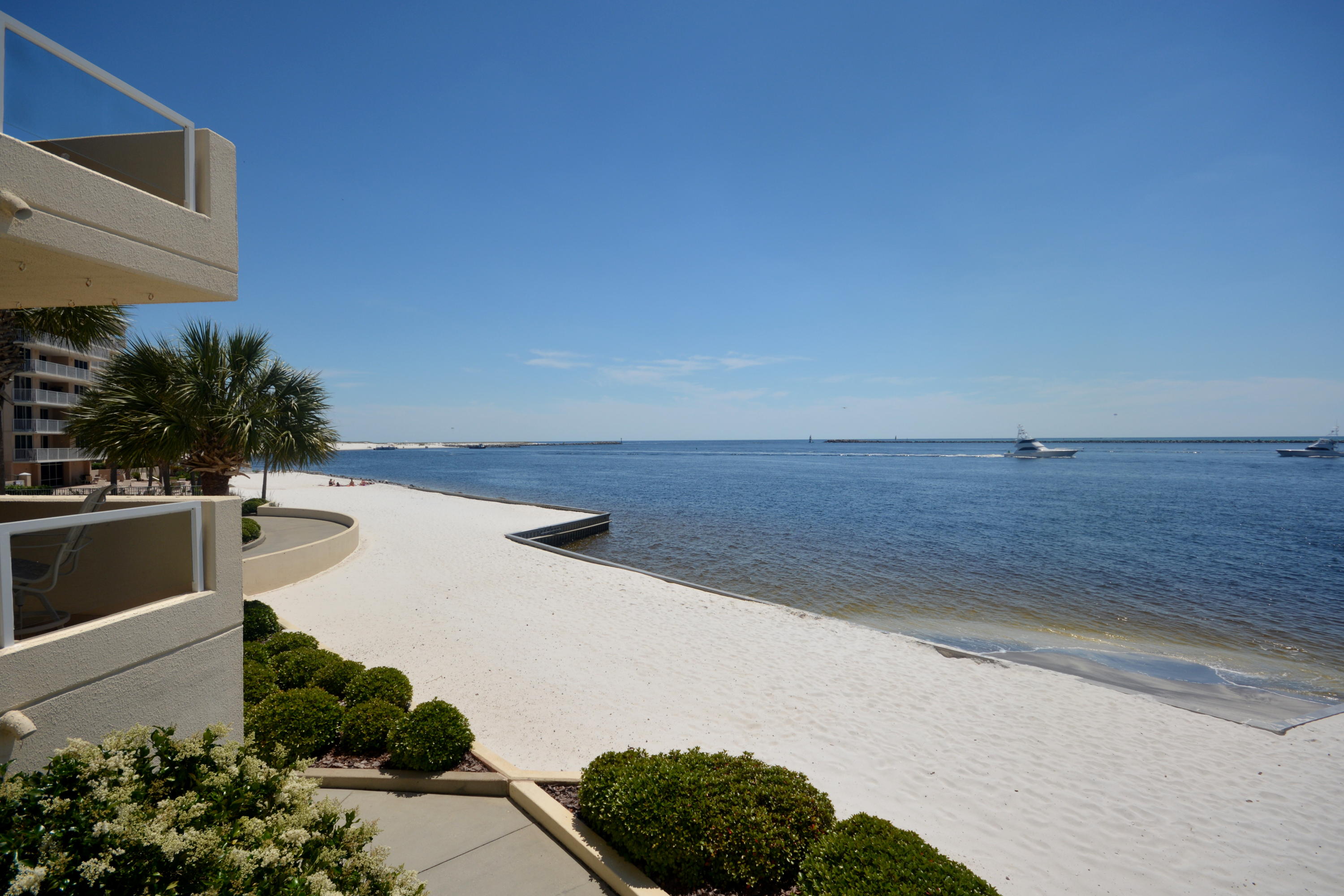 EAST PASS TOWERS CONDO PH 2 - Residential