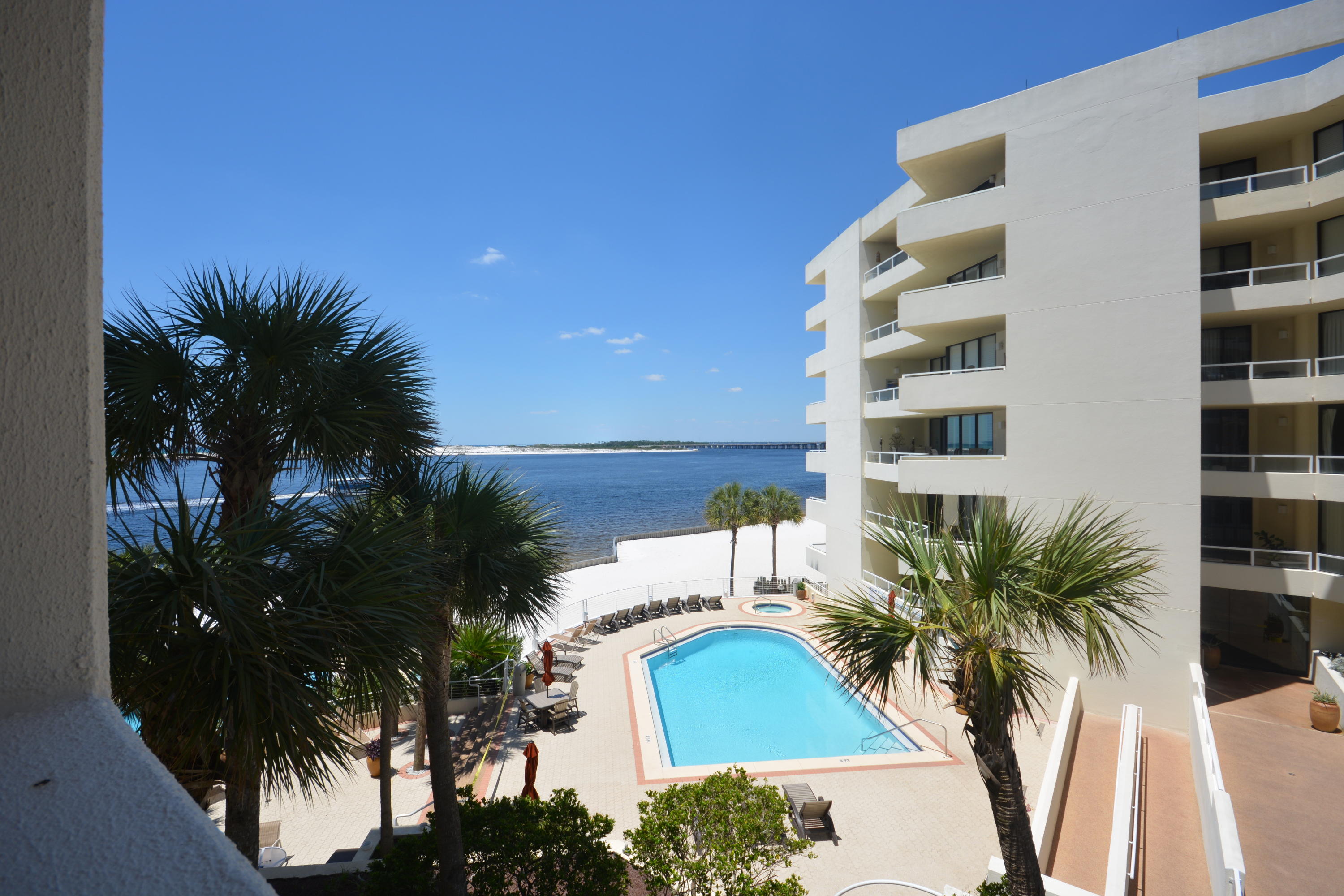 EAST PASS TOWERS CONDO PH 2 - Residential