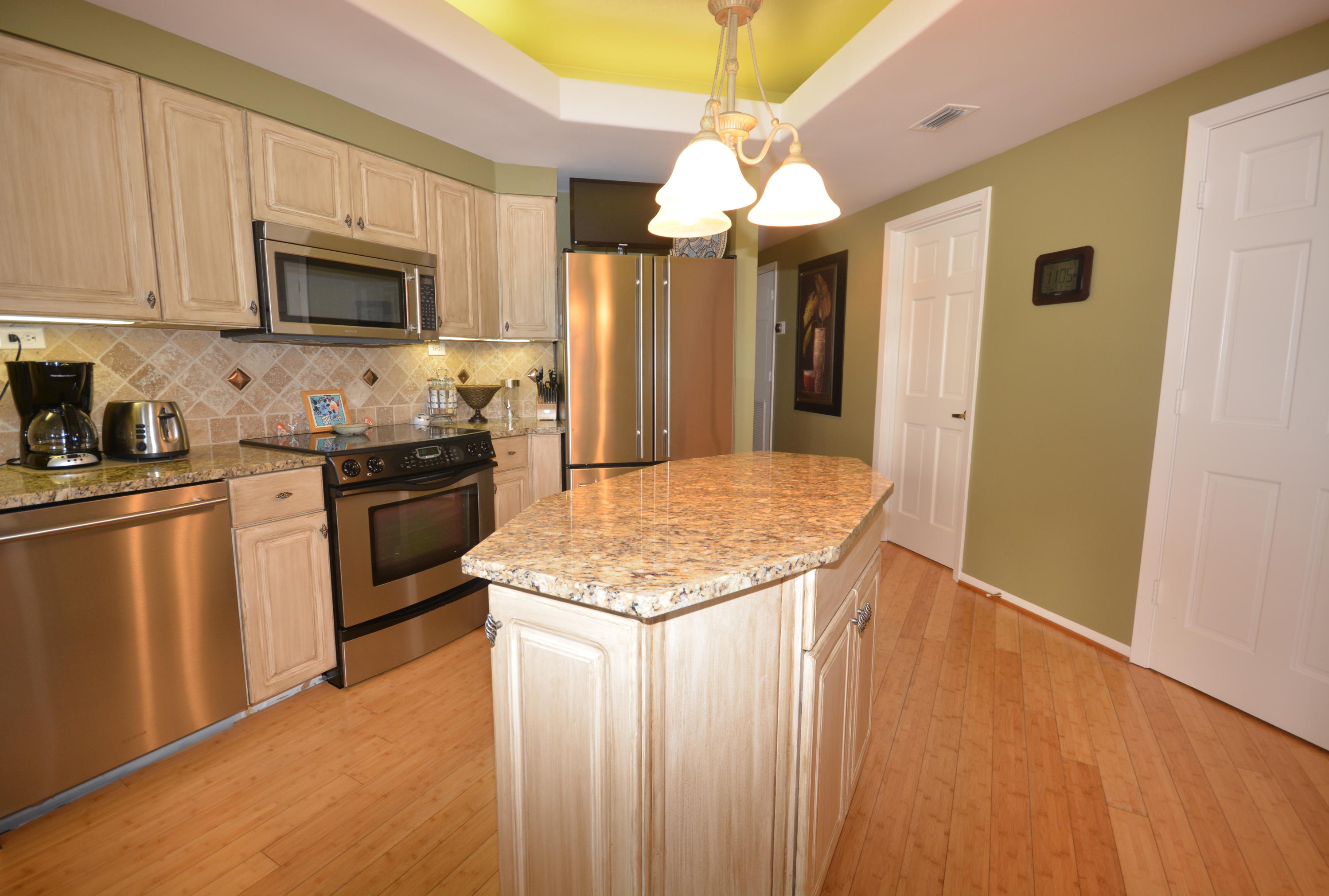 EAST PASS TOWERS CONDO PH 2 - Residential