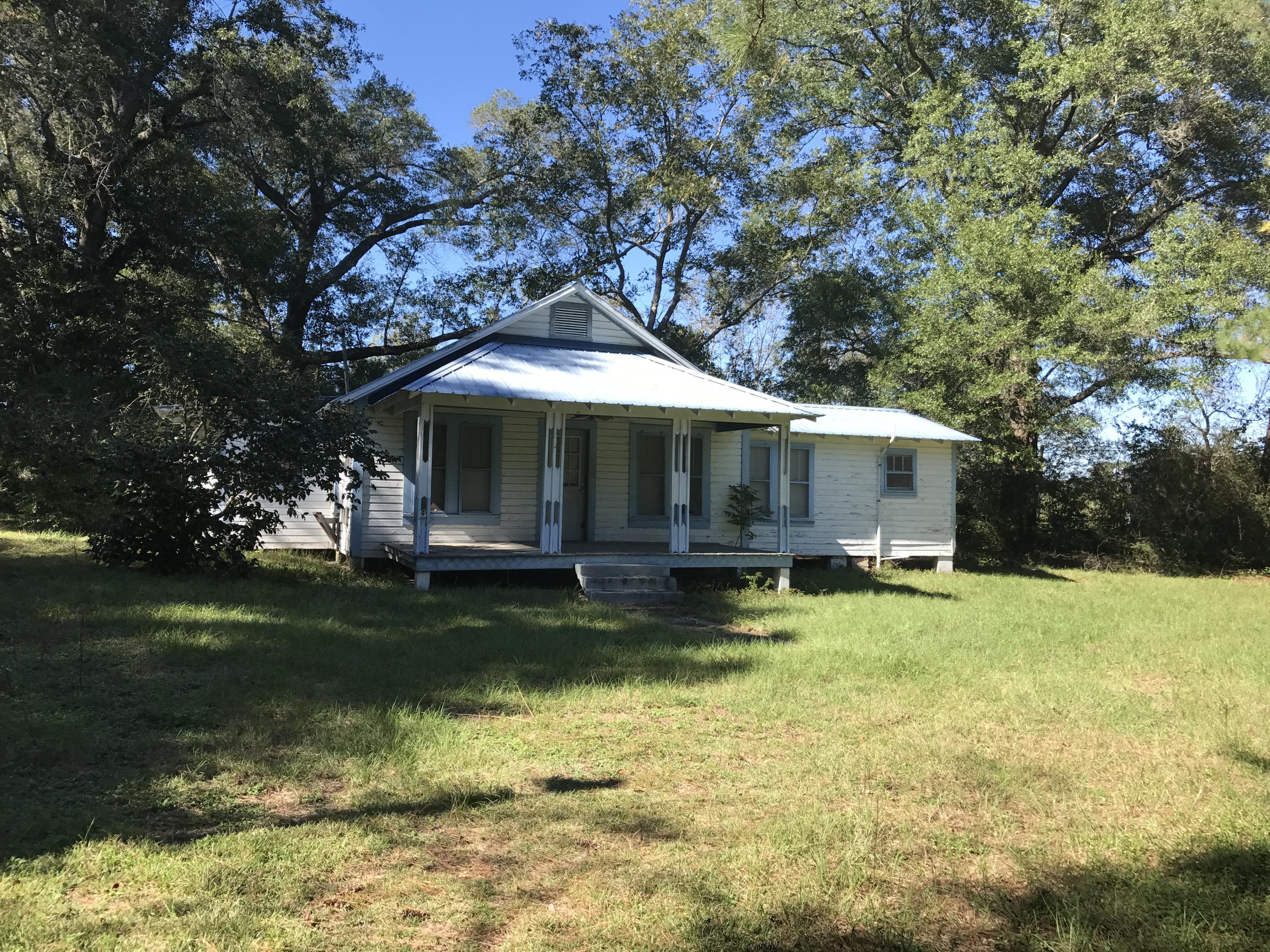 FIXER UPPER, AVAILABLE WITH HIGHWAY 85 FRONTAGE, APROX 2 MILES SOUTH OF ALABAMA STATE LINE