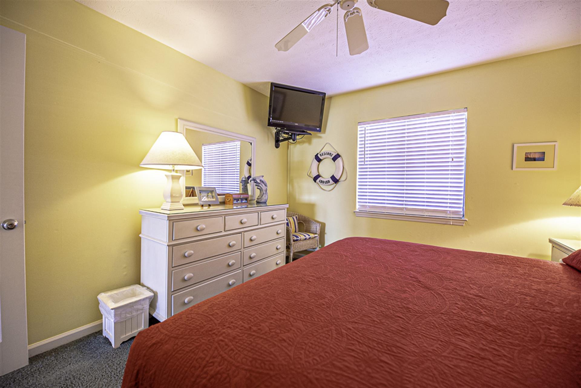 SEAFARER CONDO - Residential