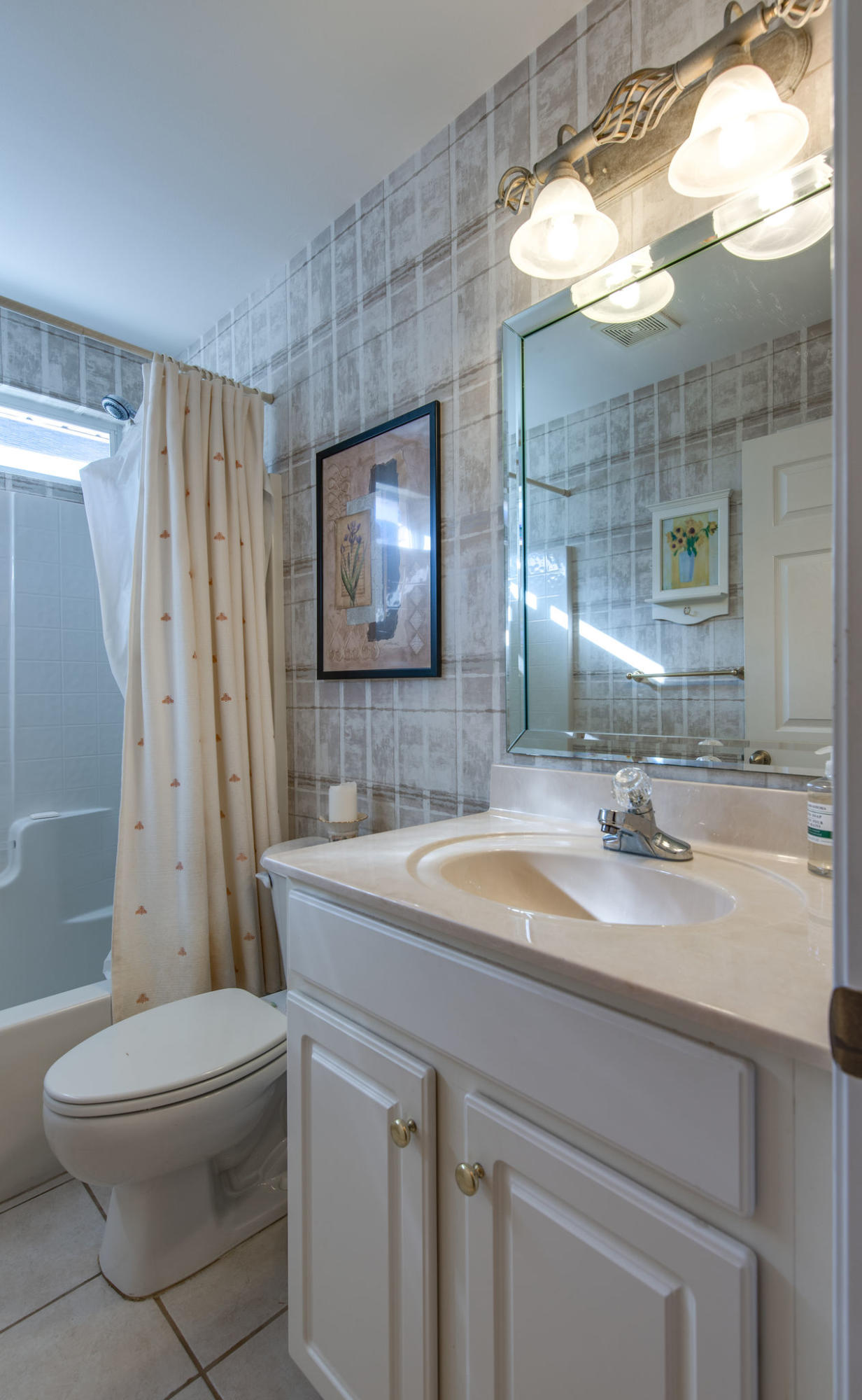 HIDDEN BAY VILLAGE PH 2 - Residential