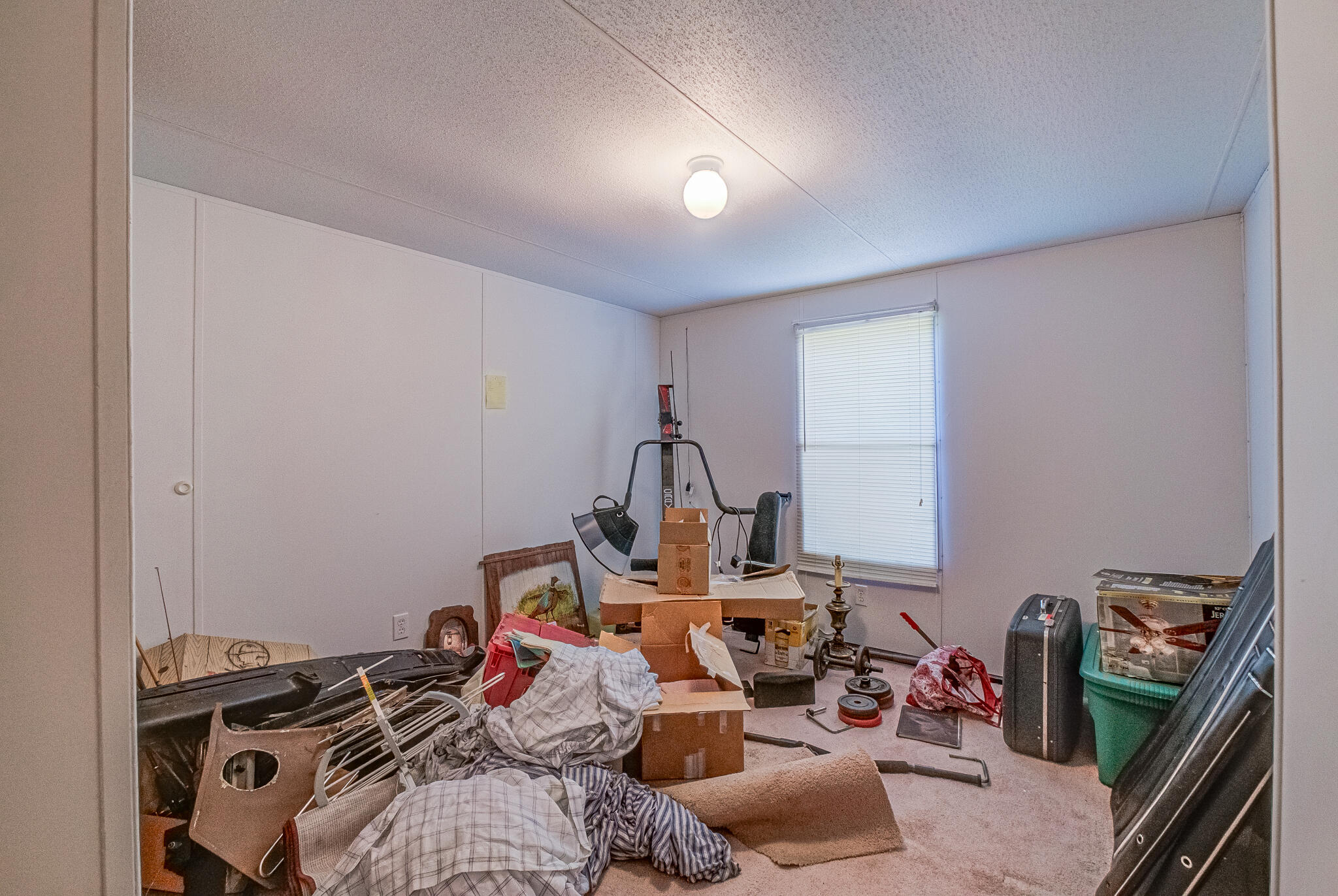 NO RECORDED SUBDIVISION - Residential