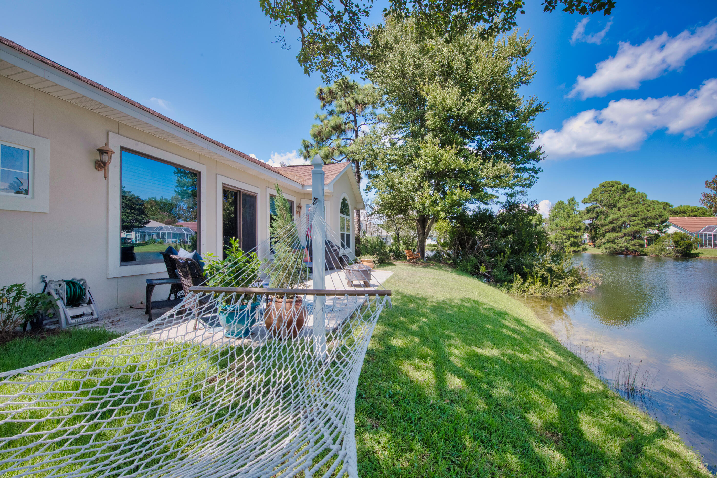 EMERALD LAKES PH 1 - Residential