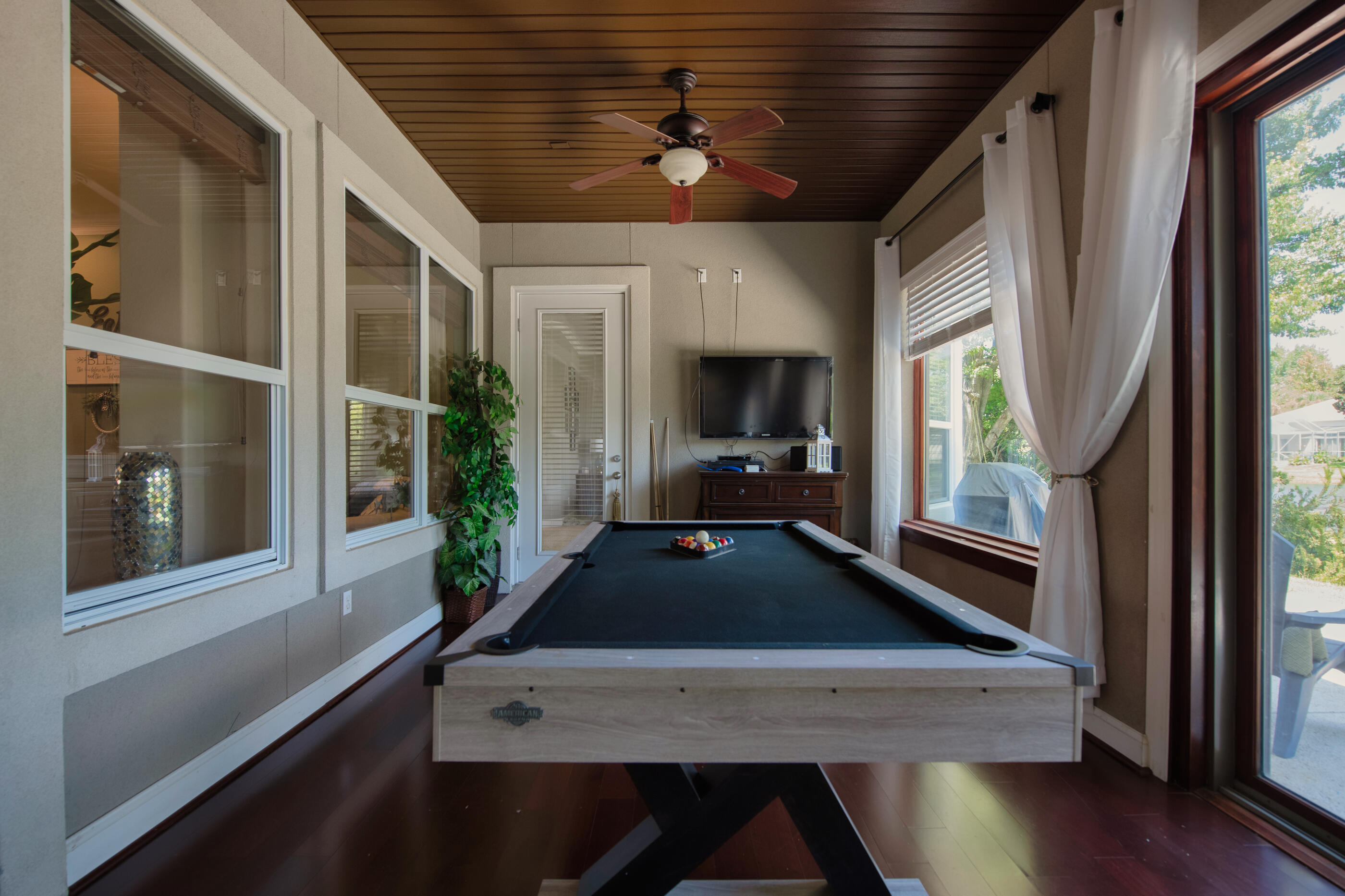 EMERALD LAKES PH 1 - Residential