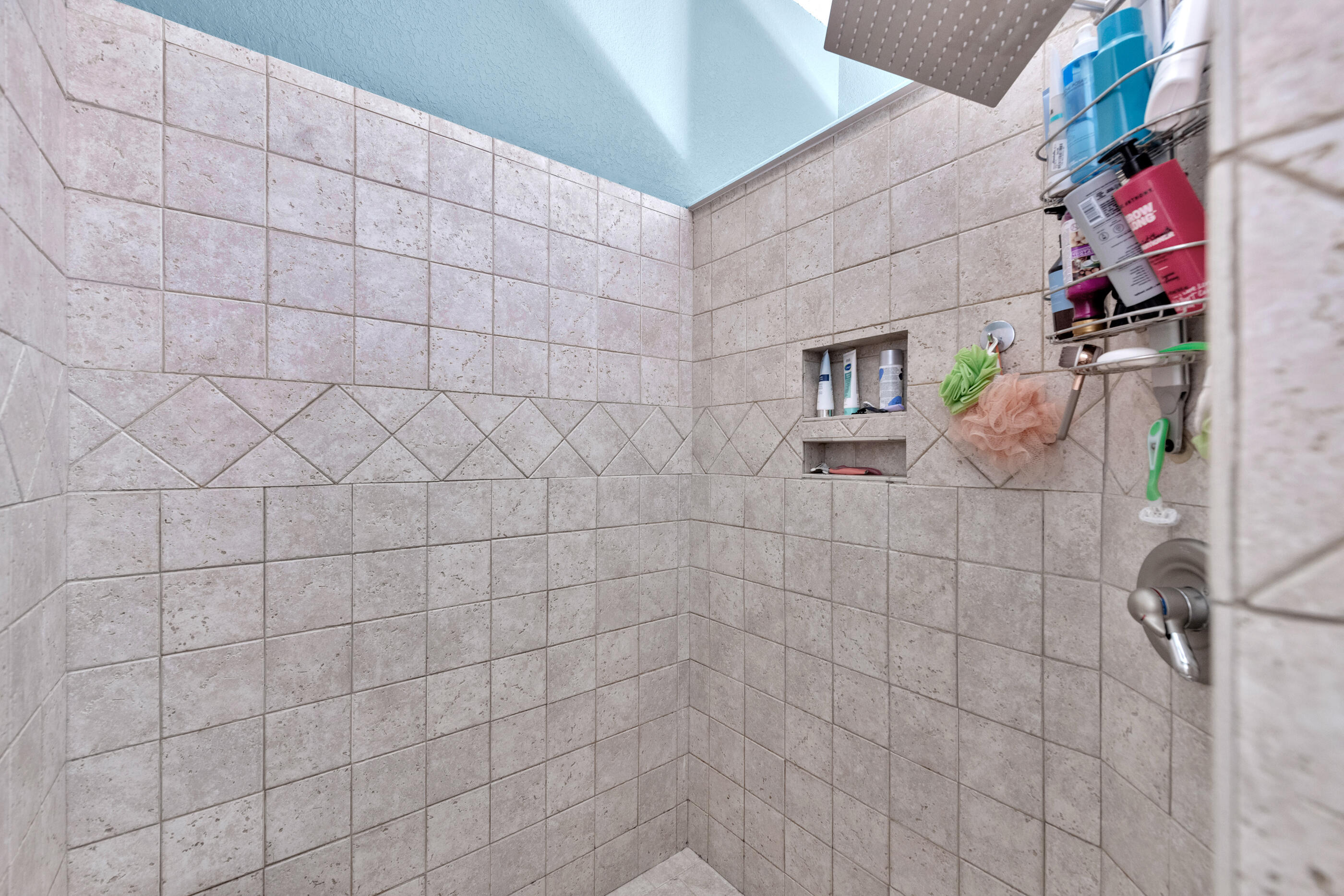 EMERALD LAKES PH 1 - Residential