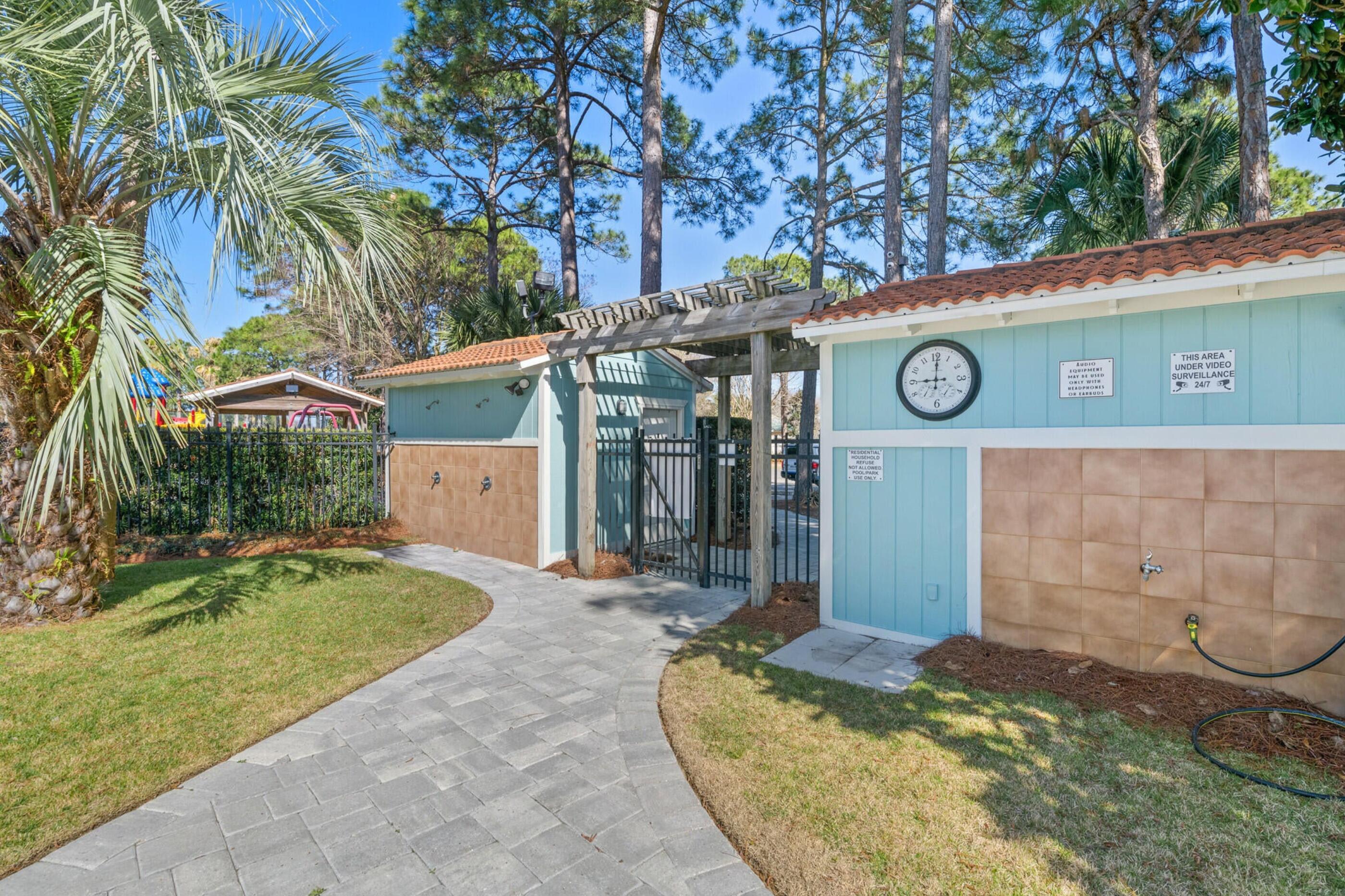 EMERALD LAKES PH 1 - Residential