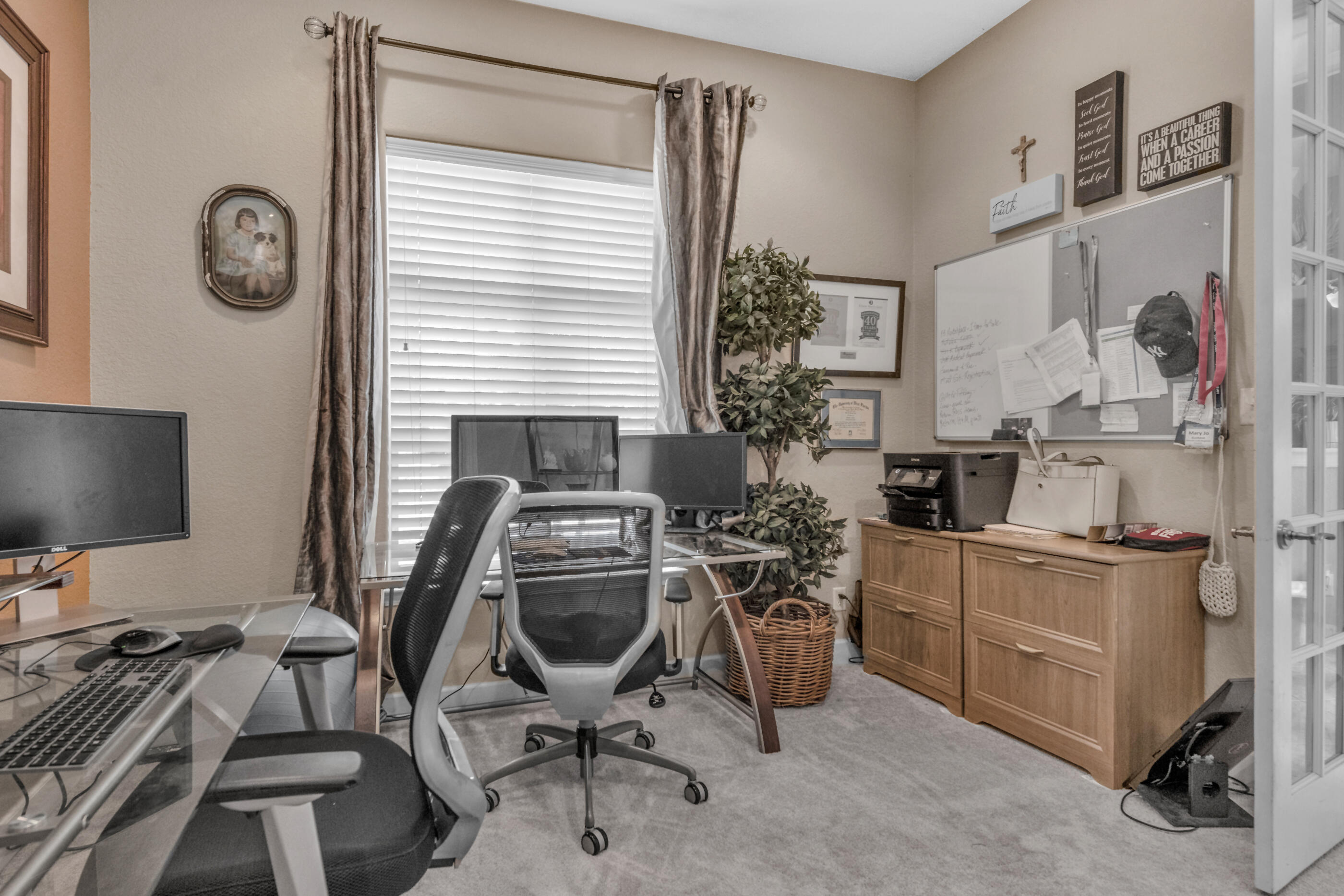 EMERALD LAKES PH 1 - Residential