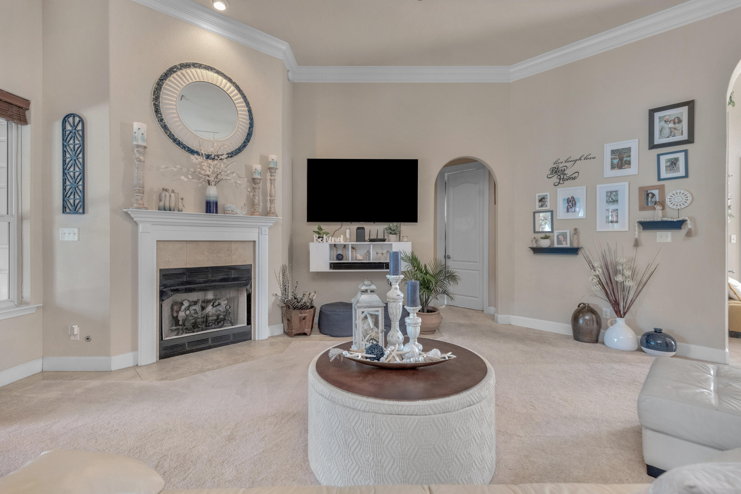 EMERALD LAKES PH 1 - Residential