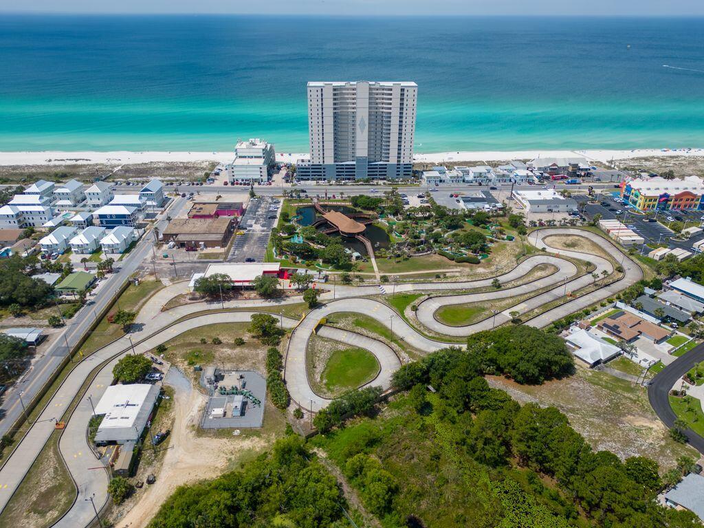 SEACLUSION BEACH - Residential