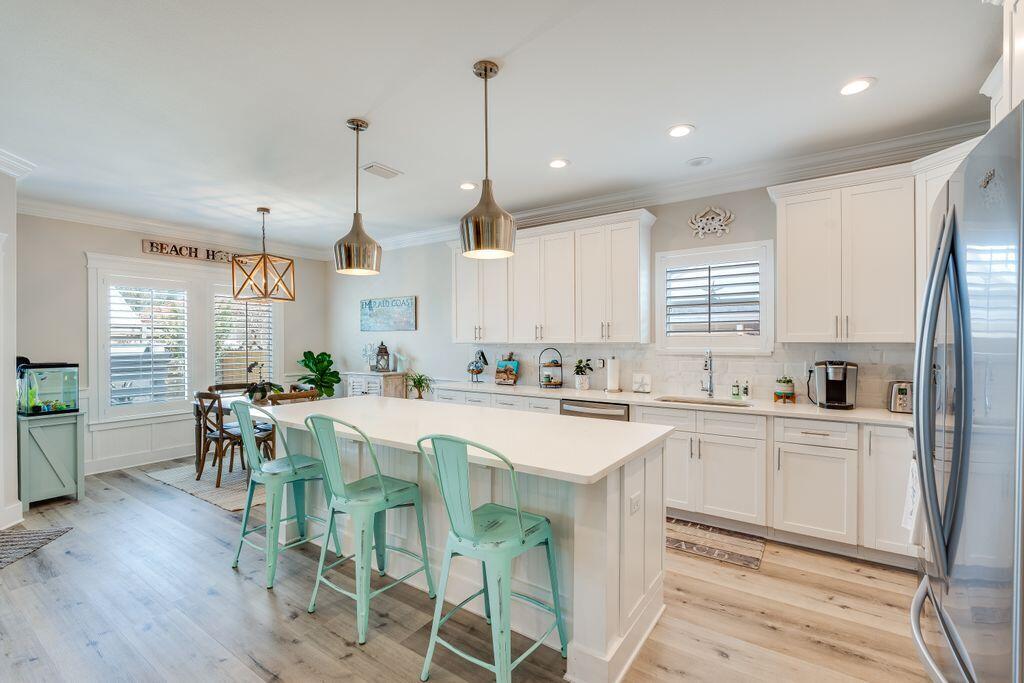 SEACLUSION BEACH - Residential