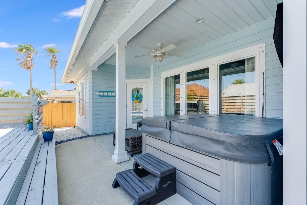 SEACLUSION BEACH - Residential