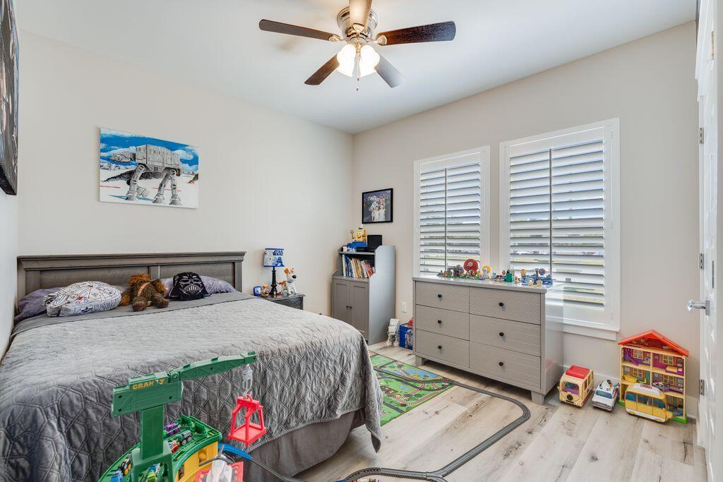 SEACLUSION BEACH - Residential