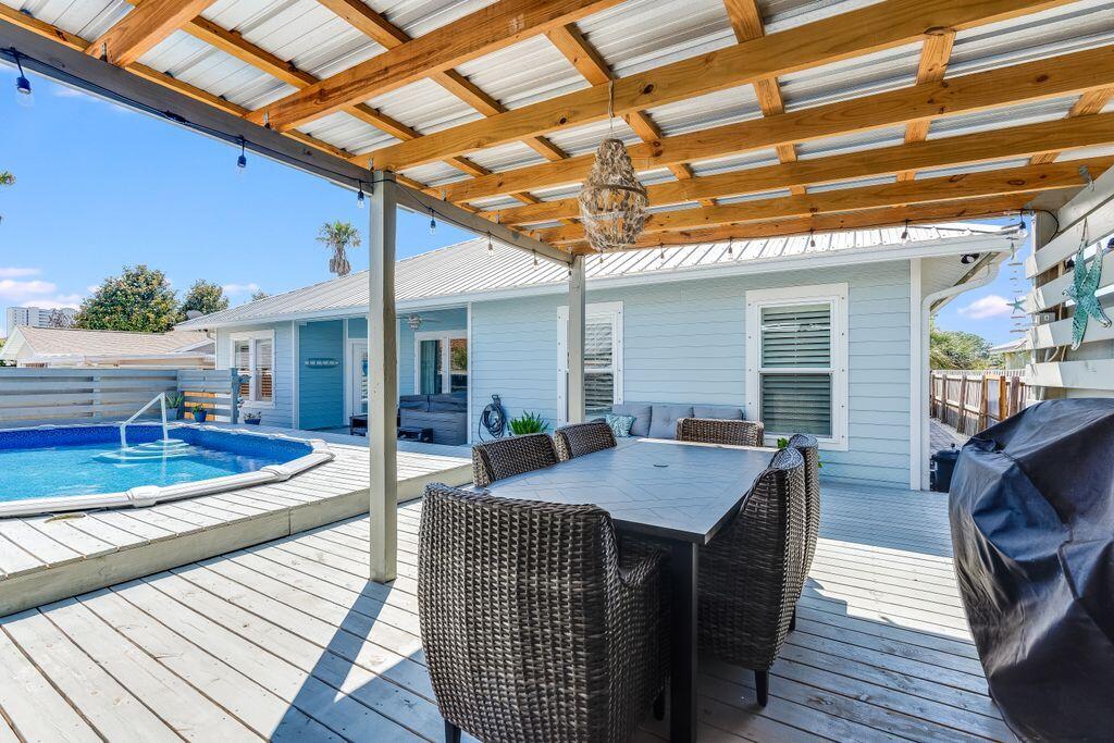 SEACLUSION BEACH - Residential