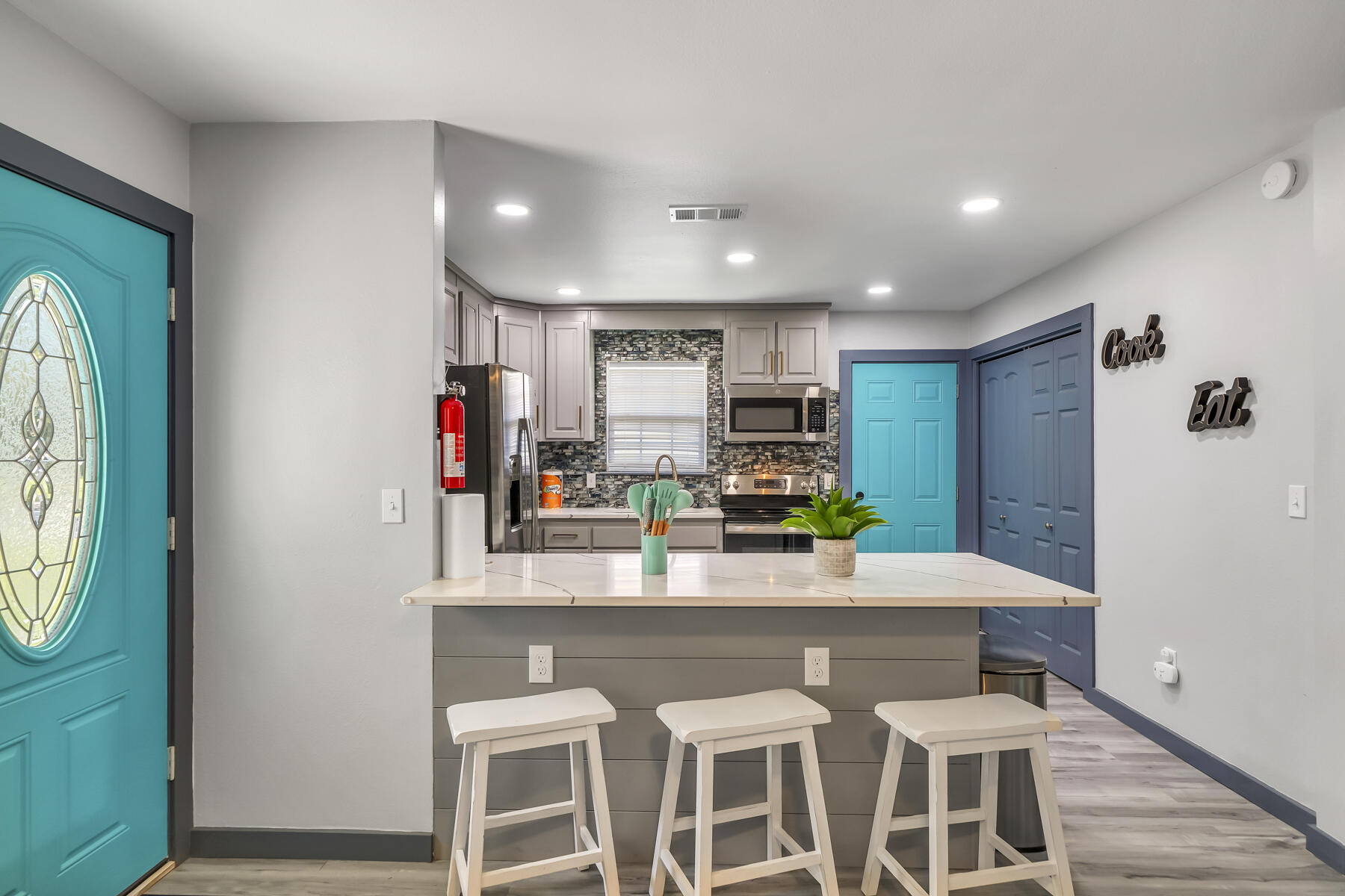 FIRST ADDITION TO NAVARRE - Residential