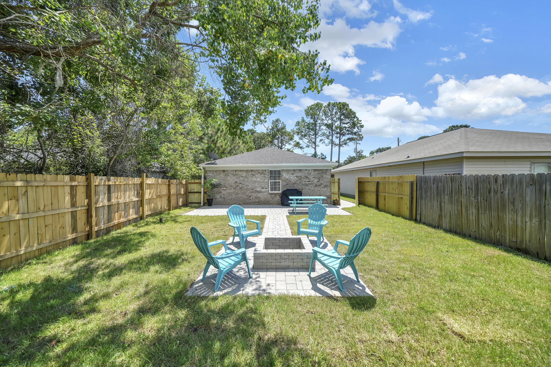 FIRST ADDITION TO NAVARRE - Residential