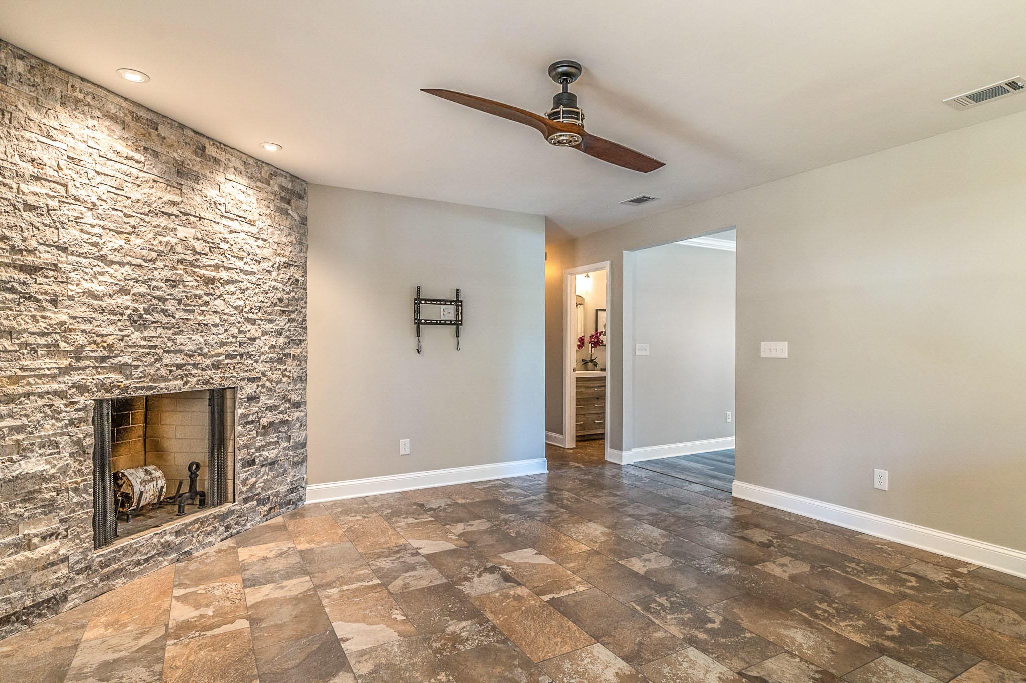 The Niceville Pines - Residential