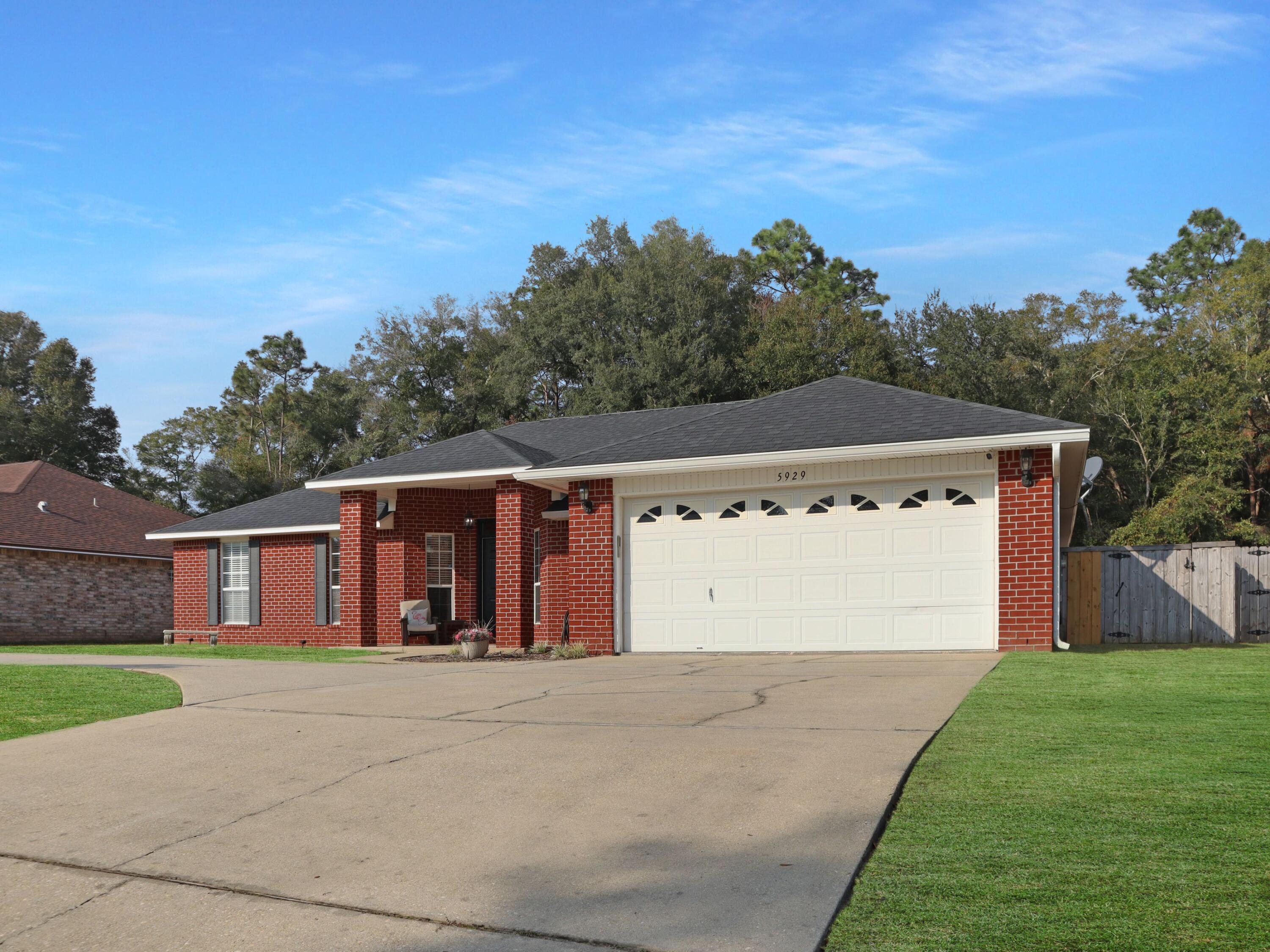 TANGLEWOOD OAKS - Residential