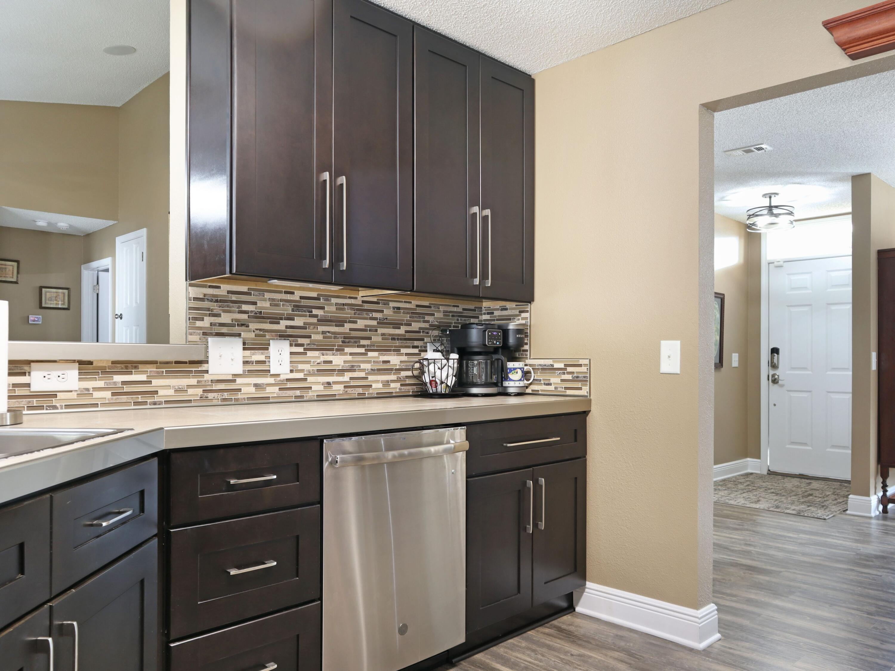 TANGLEWOOD OAKS - Residential