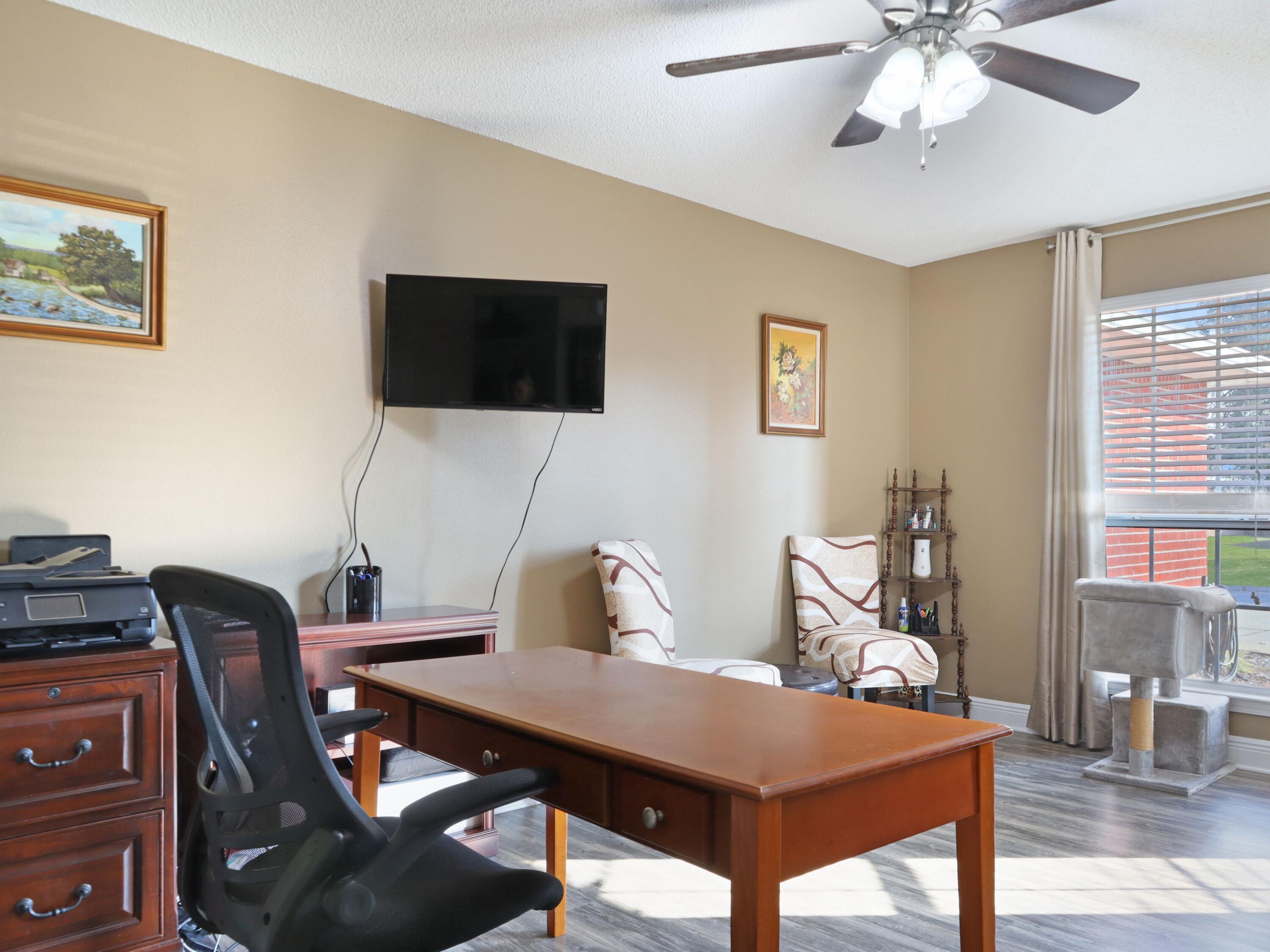 TANGLEWOOD OAKS - Residential