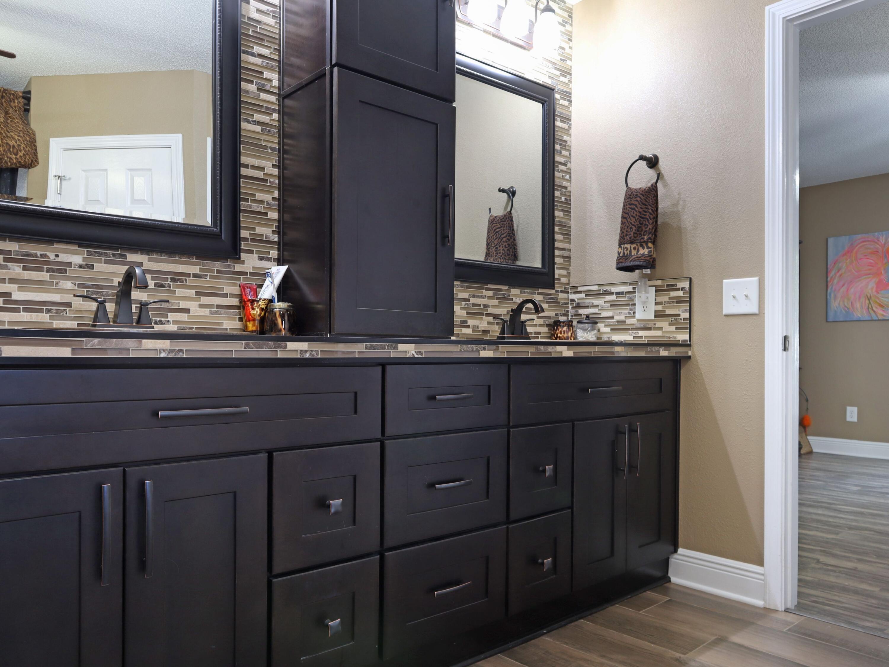 TANGLEWOOD OAKS - Residential