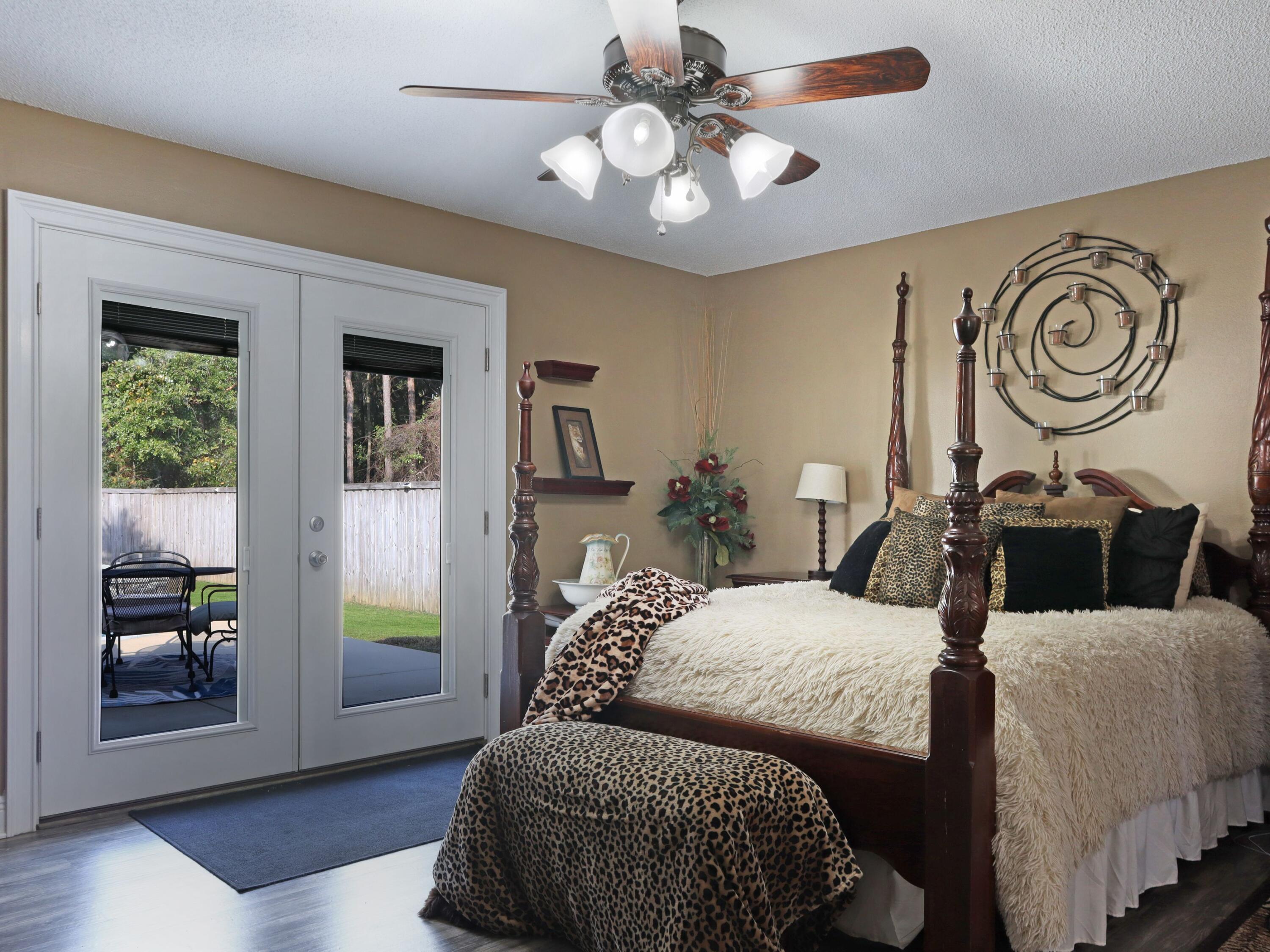 TANGLEWOOD OAKS - Residential