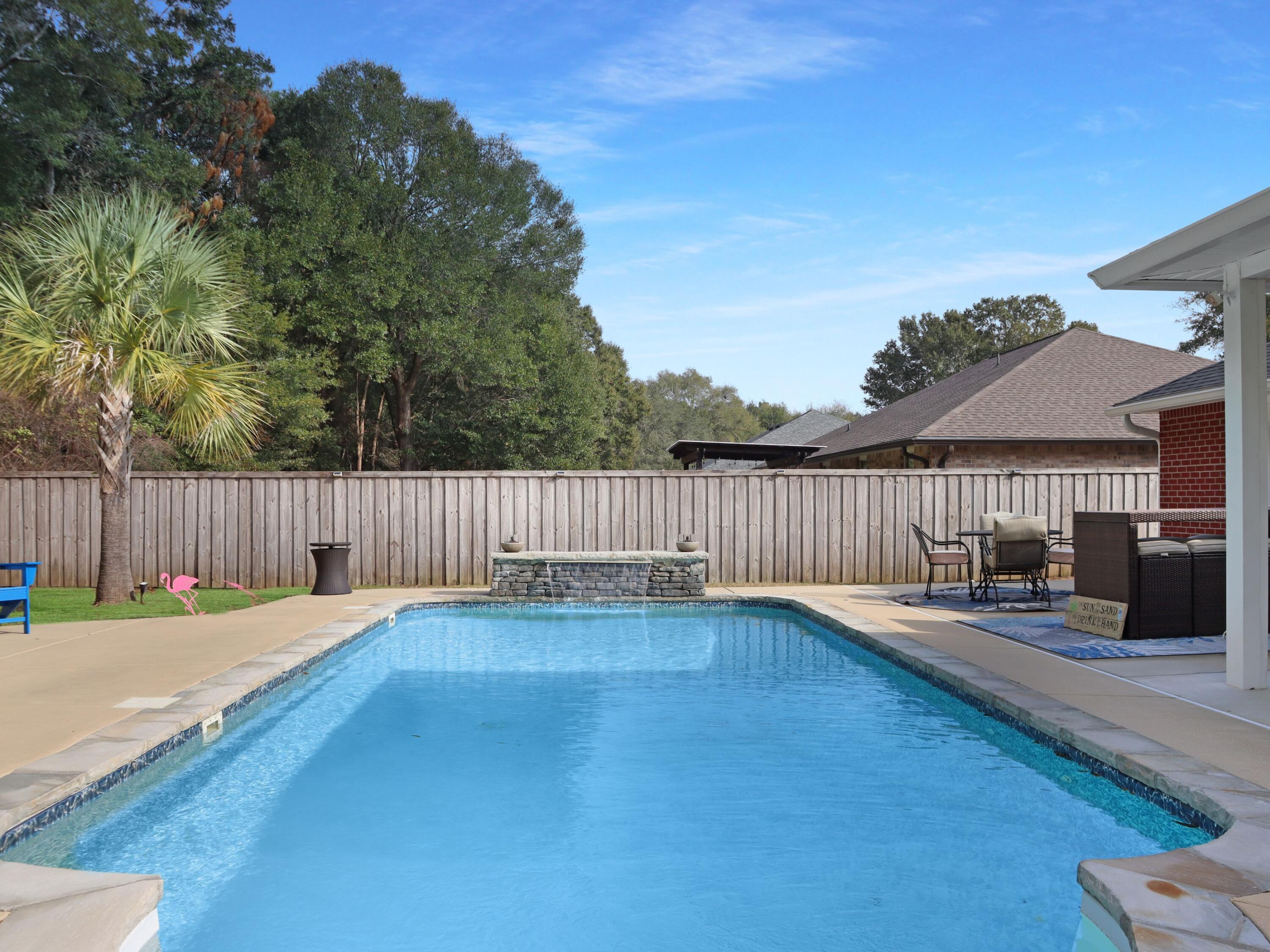 TANGLEWOOD OAKS - Residential