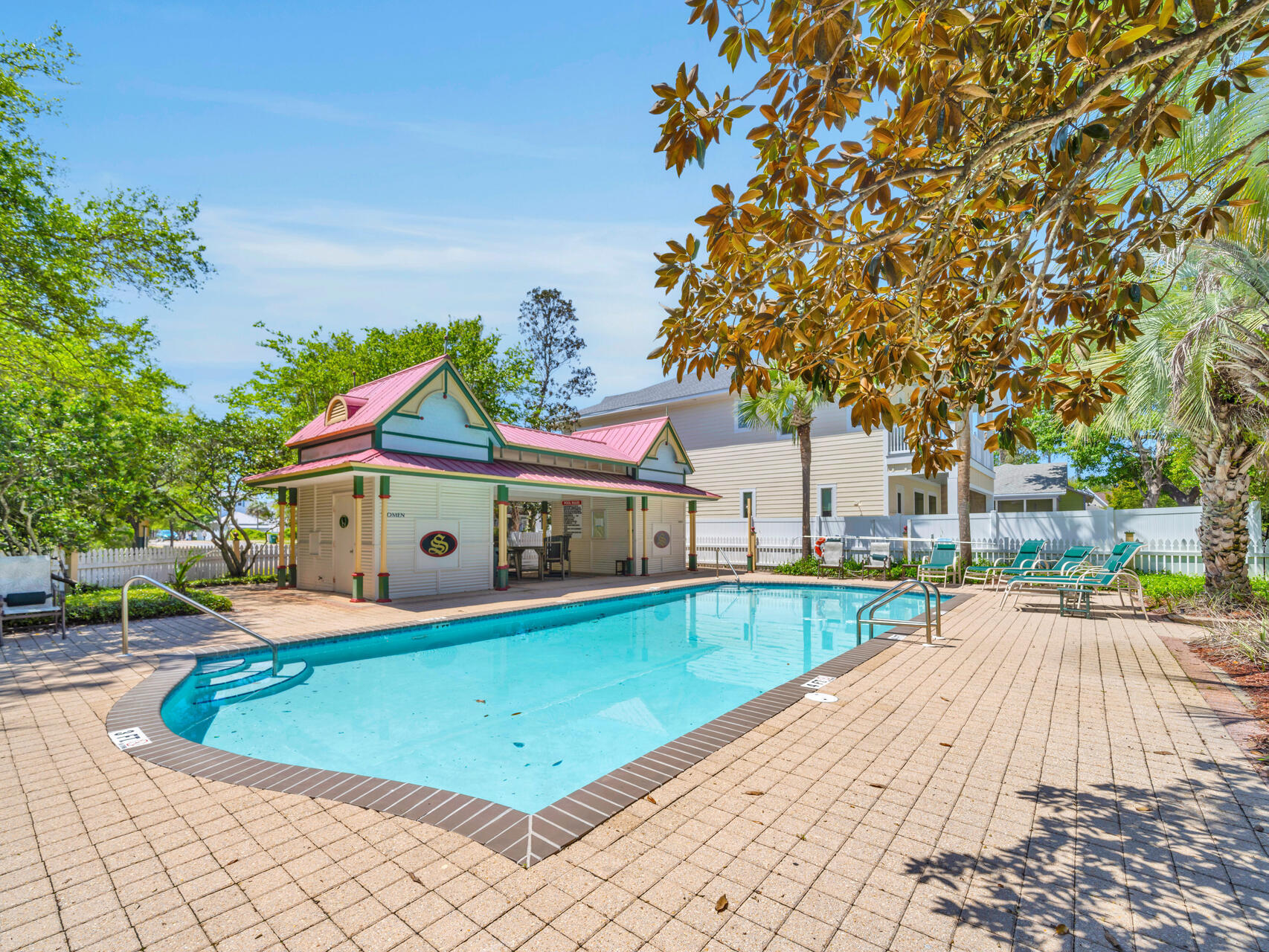 SOVEREIGN ISLE S/D - Residential