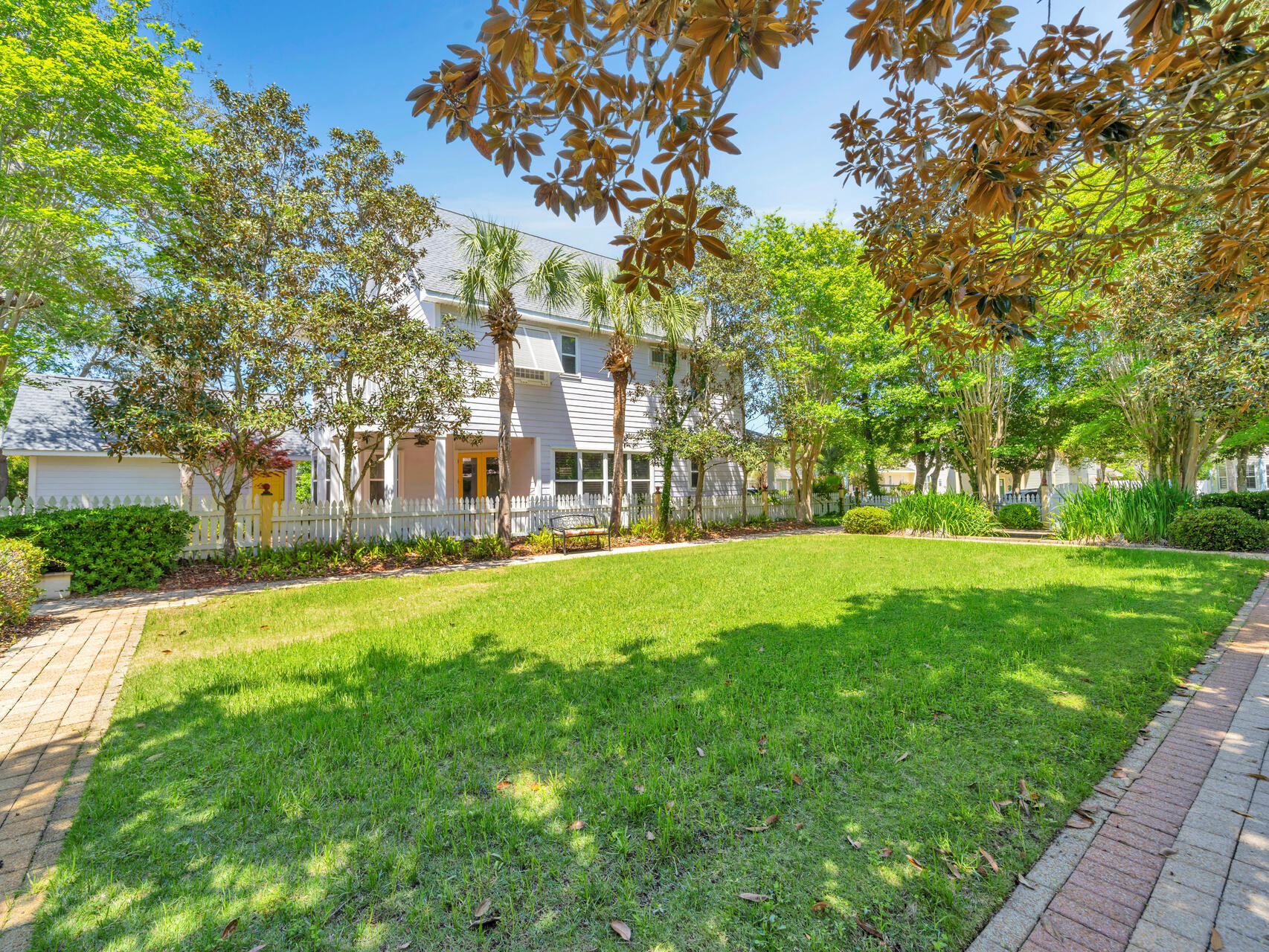 SOVEREIGN ISLE S/D - Residential