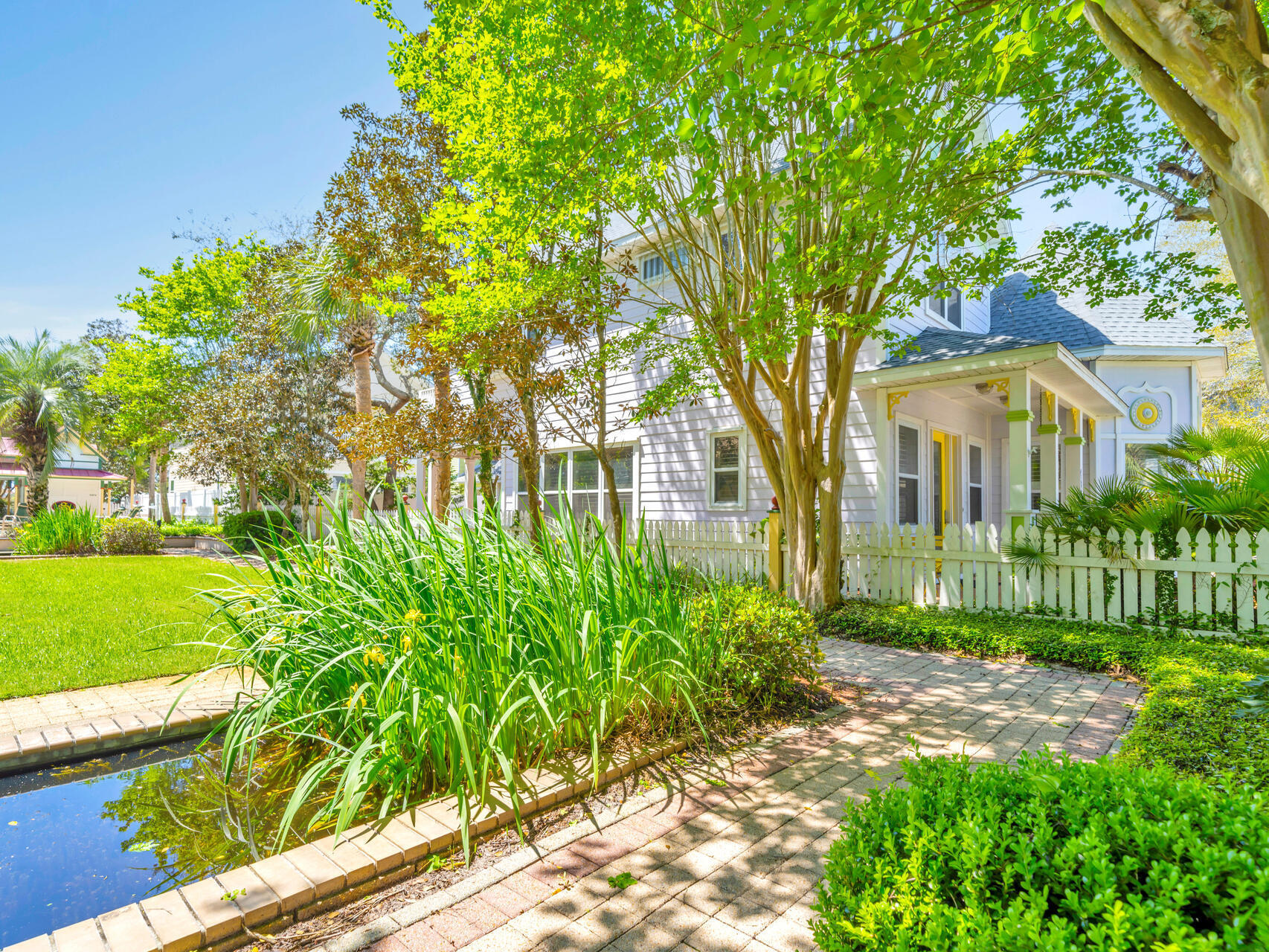 SOVEREIGN ISLE S/D - Residential