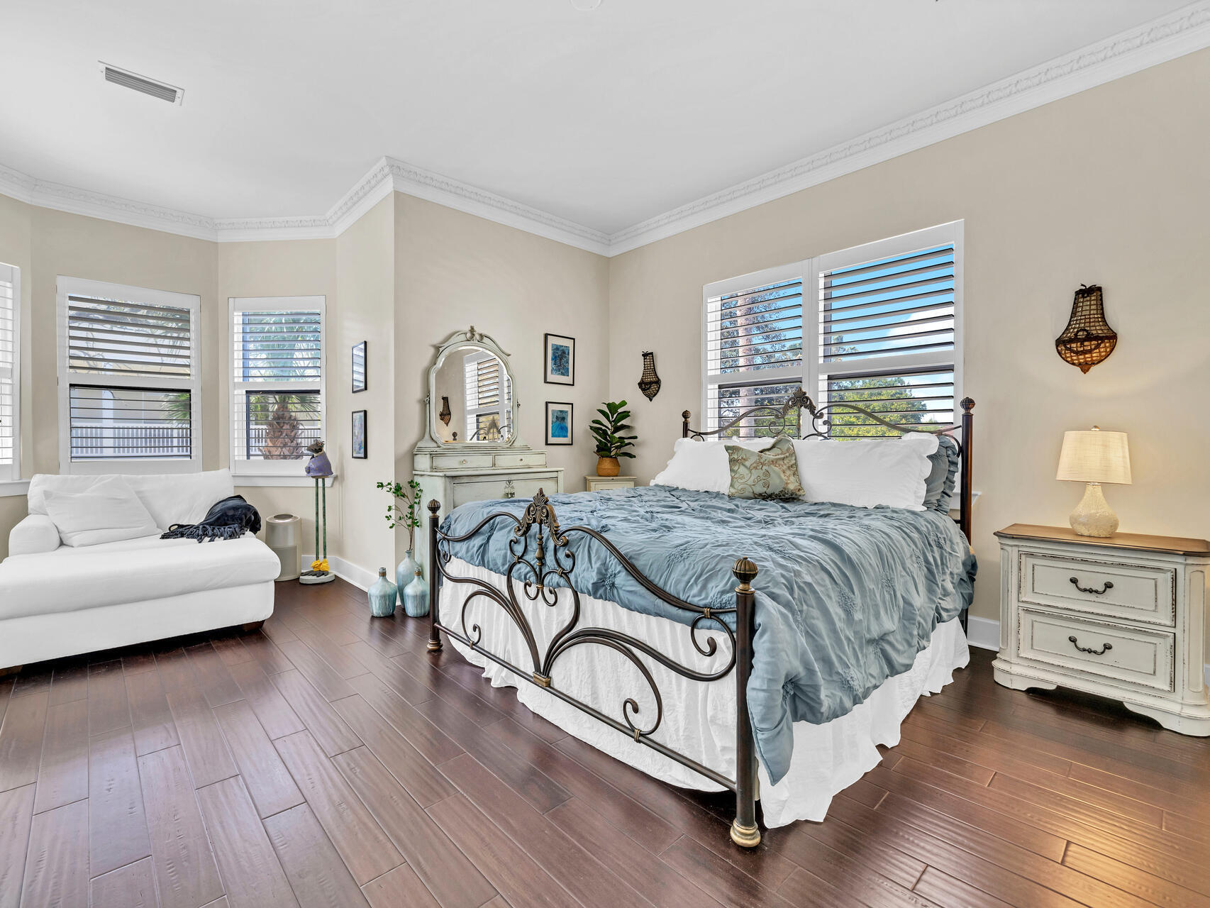SOVEREIGN ISLE S/D - Residential