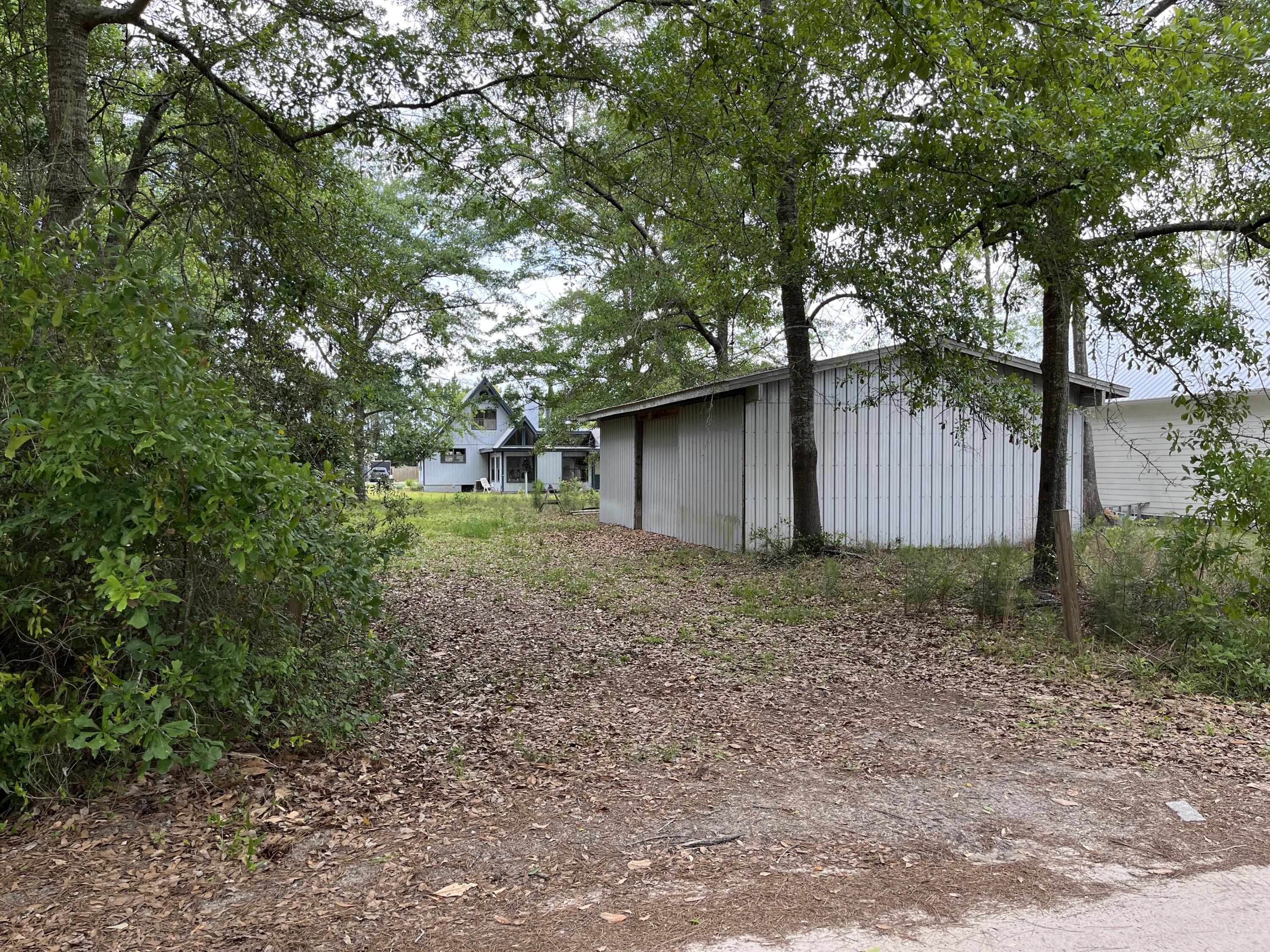 TOWN OF SANTA ROSA - Land