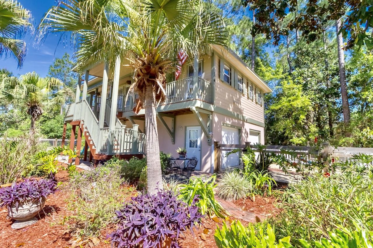 TOWN OF SANTA ROSA - Residential