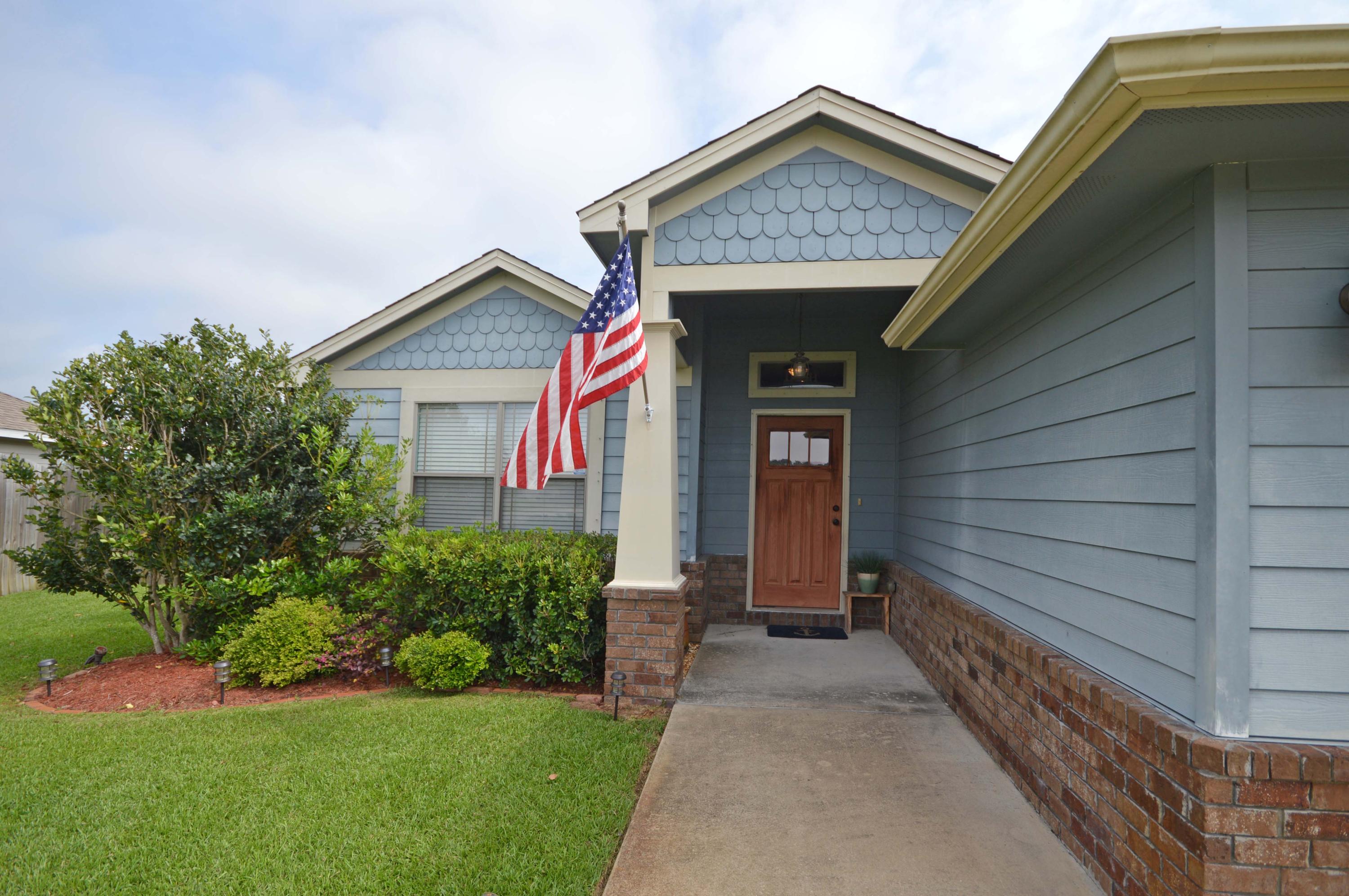COTTAGES AT EAST RIVER - Residential