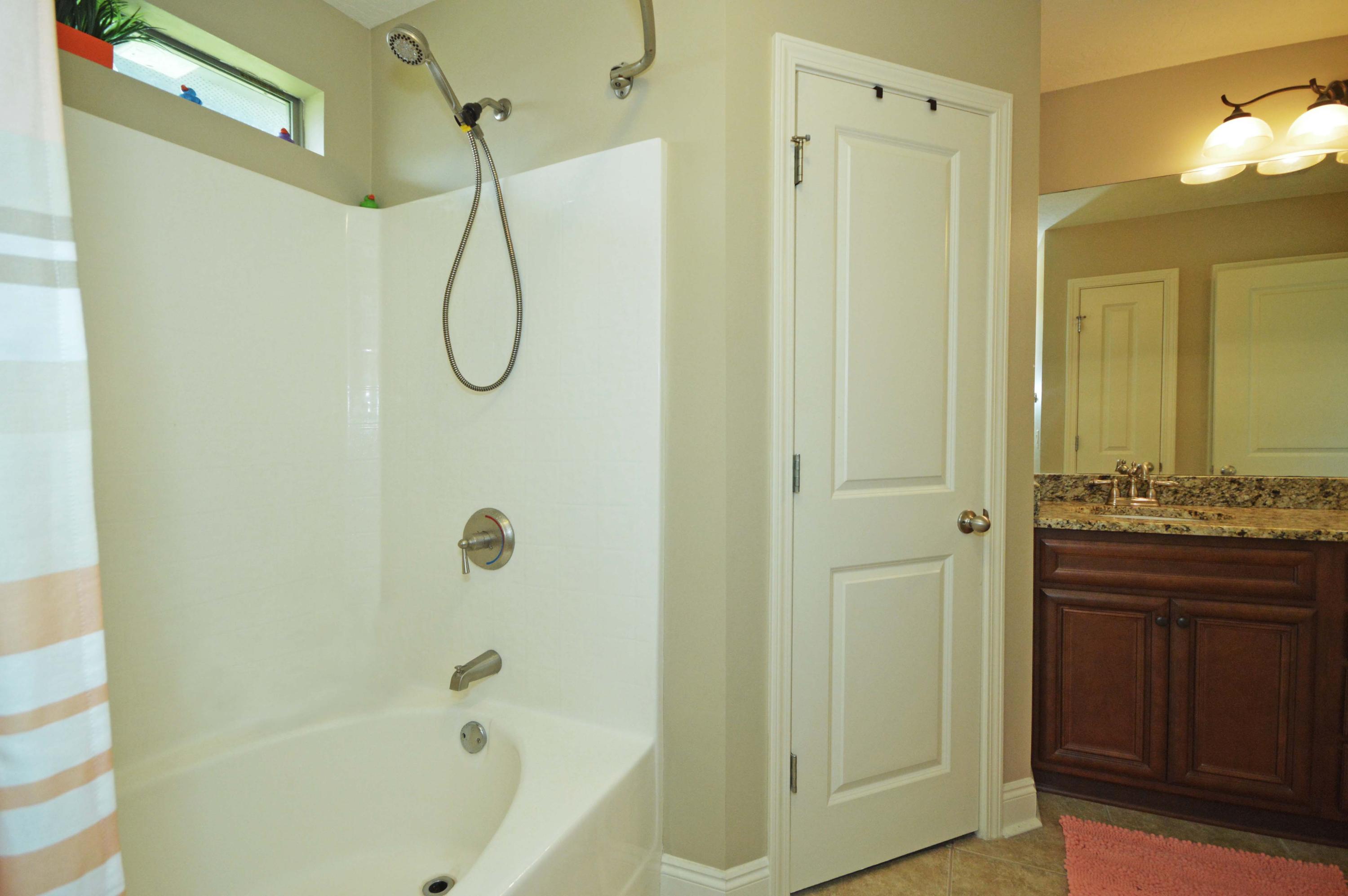 COTTAGES AT EAST RIVER - Residential