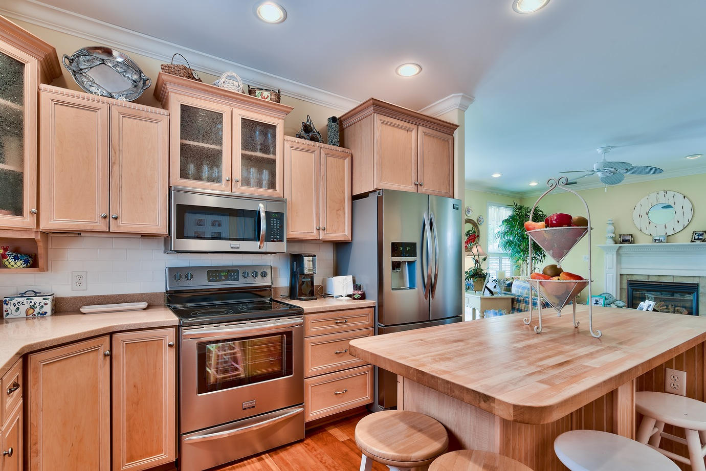 SOVEREIGN ISLE S/D - Residential