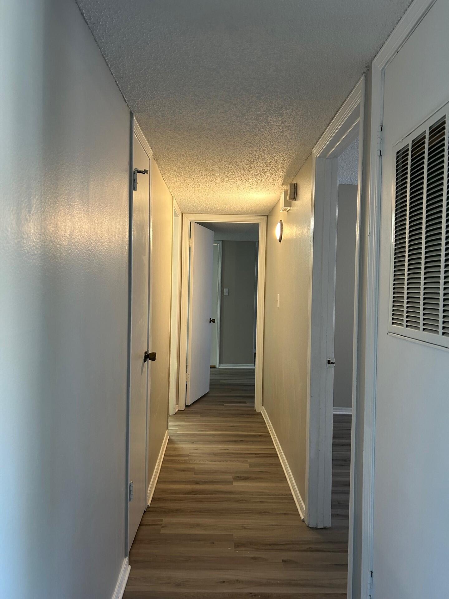 GOLF CLUB CONDO THE - Residential Lease