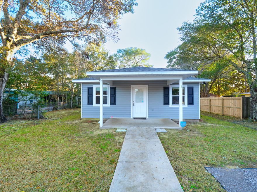 Be sure to check out the 3D Matterport Tour & the Video** Welcome home to this 2 year old 2 bedroom 2 bathroom home located in the heart of Niceville with no HOA! The eat-in kitchen is equipped with shaker style cabinetry, black appliances, pantry closet and a breakfast bar.  The kitchen is open to the living room - perfect for entertaining and there is plenty of space for anything in the backyard.  The primary bedroom features its own private bathroom with a large walk-in shower.  Additional features include ceiling fans, low allergen solid surface flooring, and indoor laundry. Purchase this home with peace of mind knowing that everything is just 2 years new. This home would make an excellent starter home or even a lucrative investment. Just minutes to Eglin AFB, shopping, (Click More)