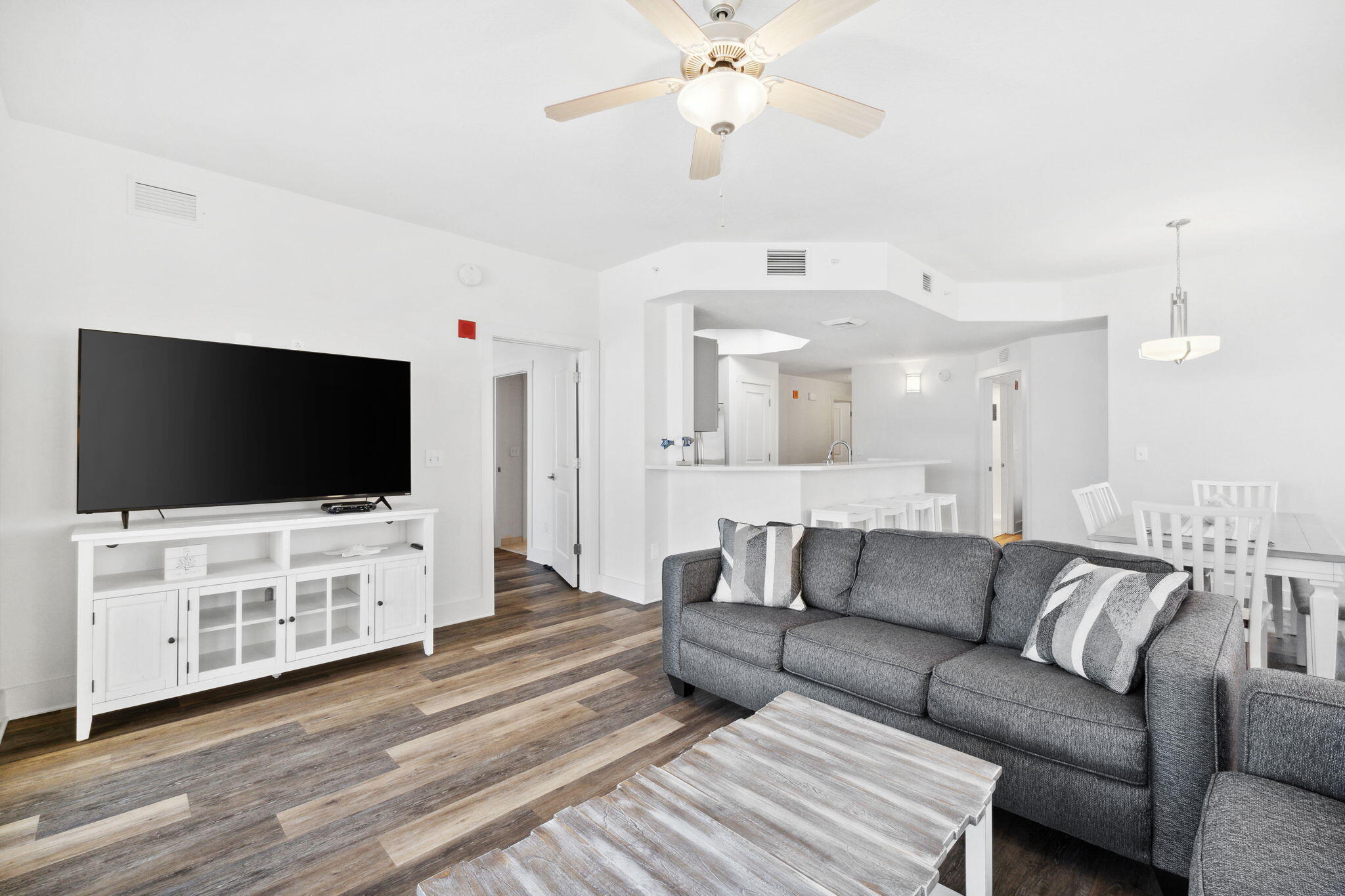 CALYPSO RESORT & TOWERS - Residential