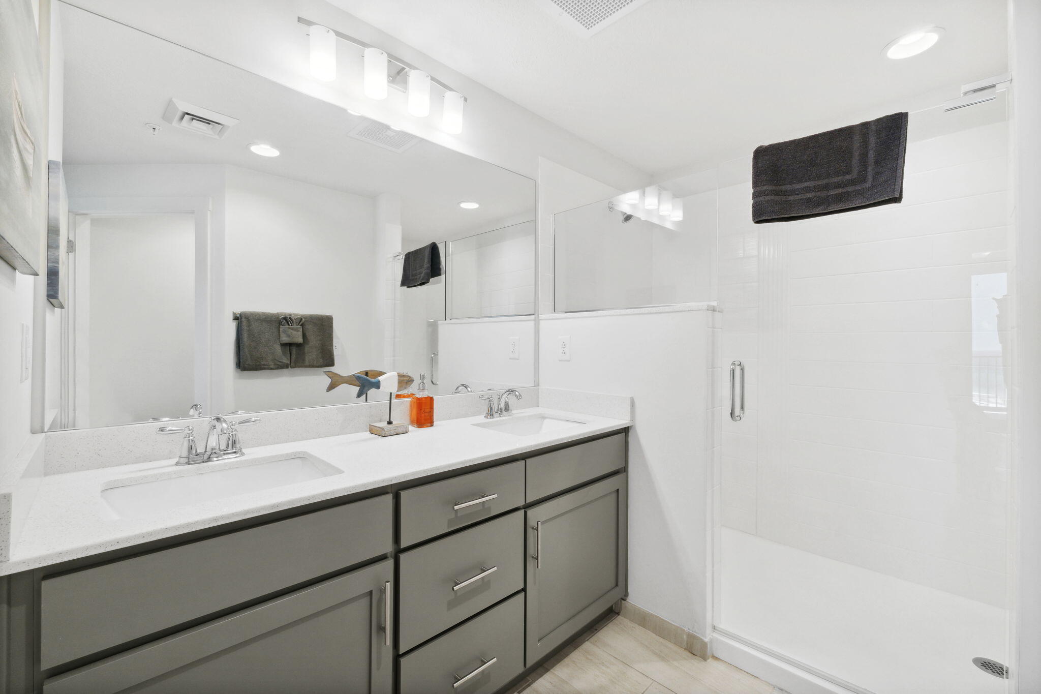 CALYPSO RESORT & TOWERS - Residential