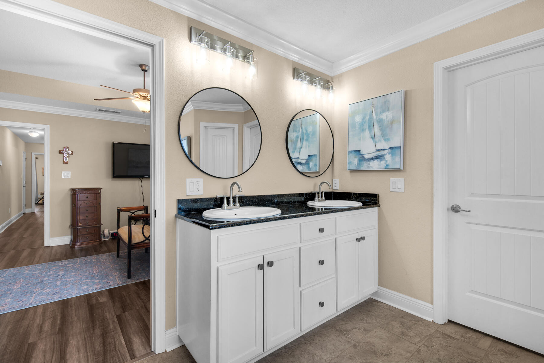 INDIAN LAKE - Residential