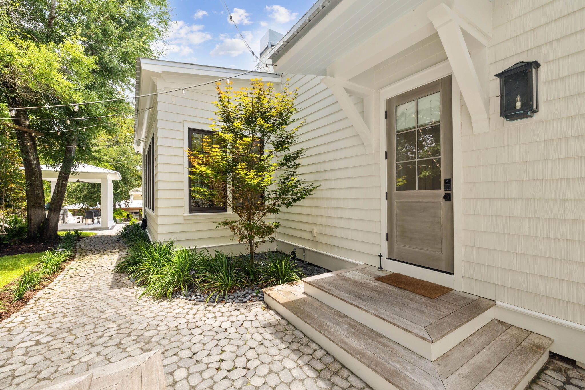 DAUGHETTES AMENDED - Residential